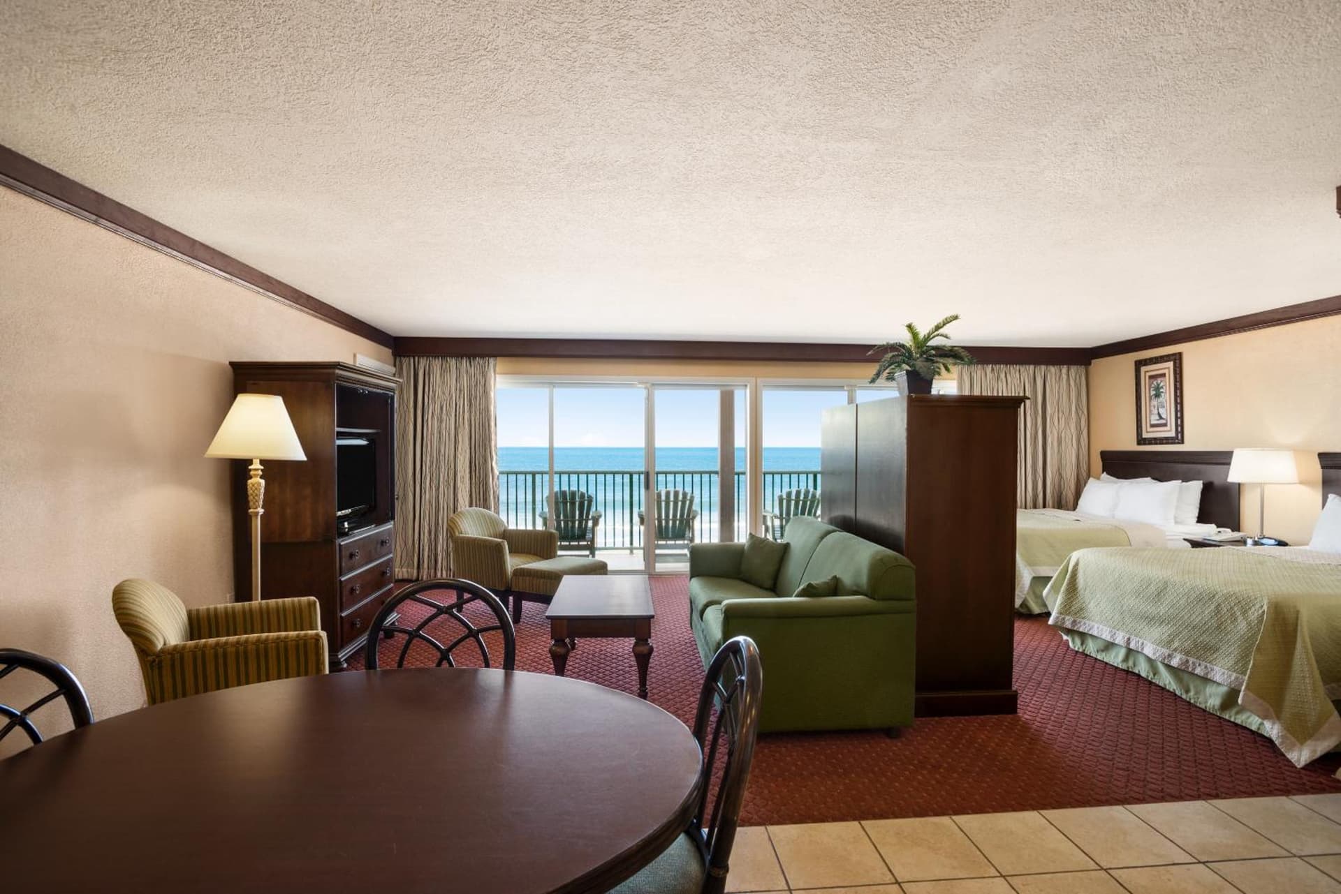 Days Inn by Wyndham Ocean City Oceanfront gallery photo in Ocean City, MD — image 28