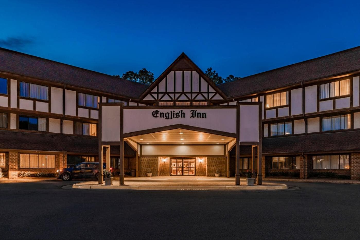 The English Inn of Charlottesville gallery photo in Charlottesville, VA — image 24