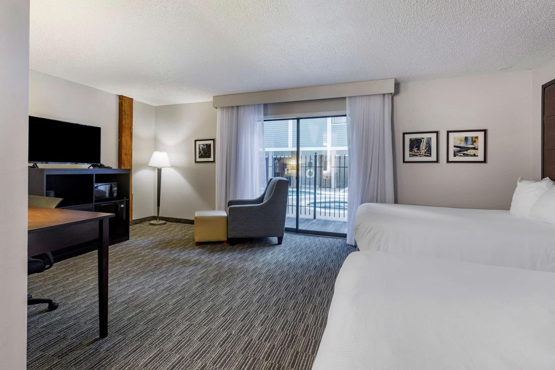 Best Western Plus Como Park Hotel gallery photo in Saint Paul, MN — image 28