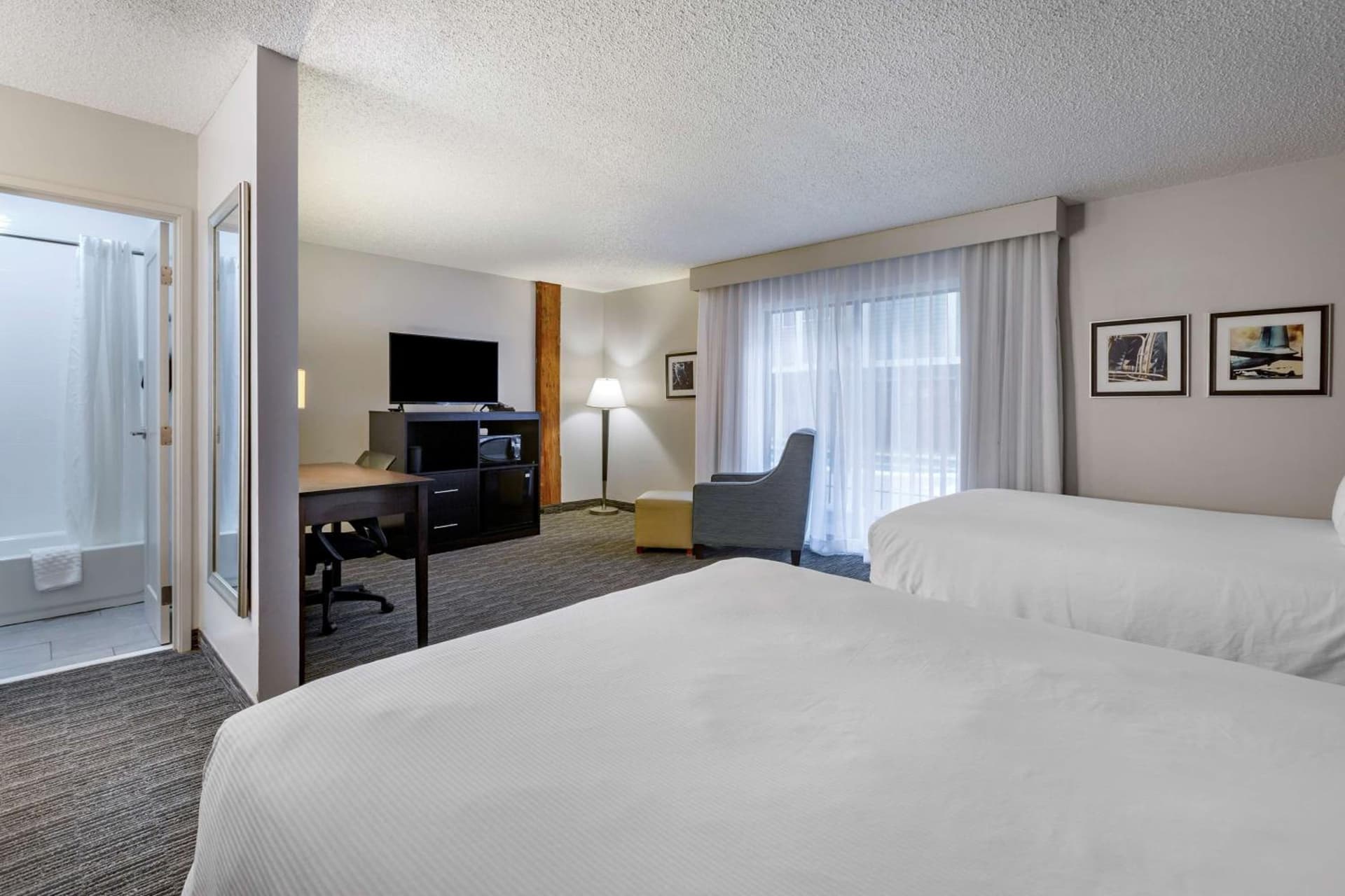 Best Western Plus Como Park Hotel gallery photo in Saint Paul, MN — image 31