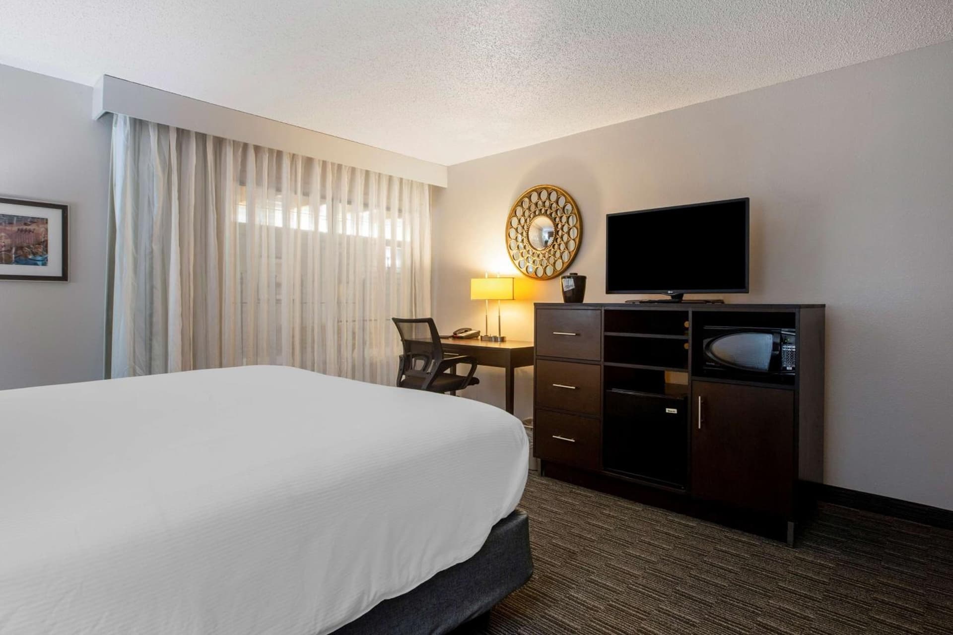 Best Western Plus Como Park Hotel gallery photo in Saint Paul, MN — image 22