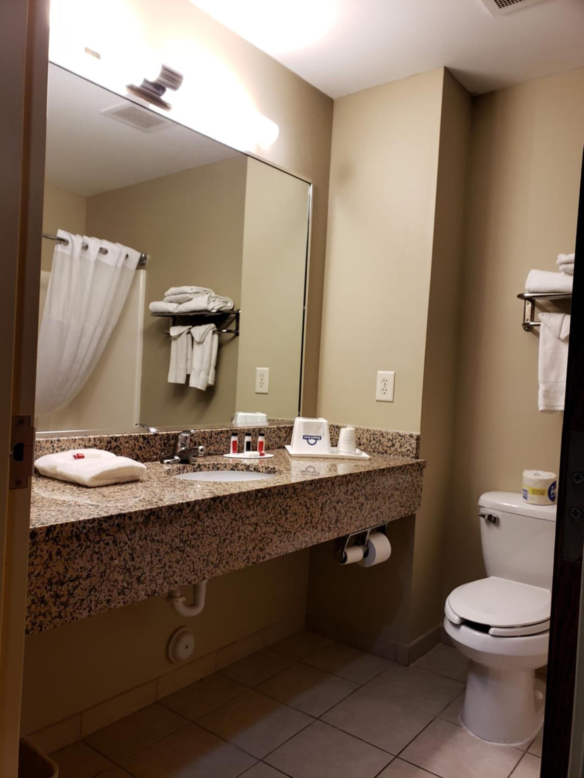 Days Inn by Wyndham Greensboro NC gallery photo in Greensboro, NC — image 21