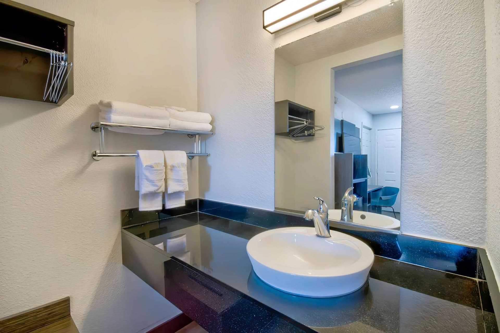 Motel 6-Vallejo, CA - Six Flags West gallery photo in Vallejo, CA — image 39