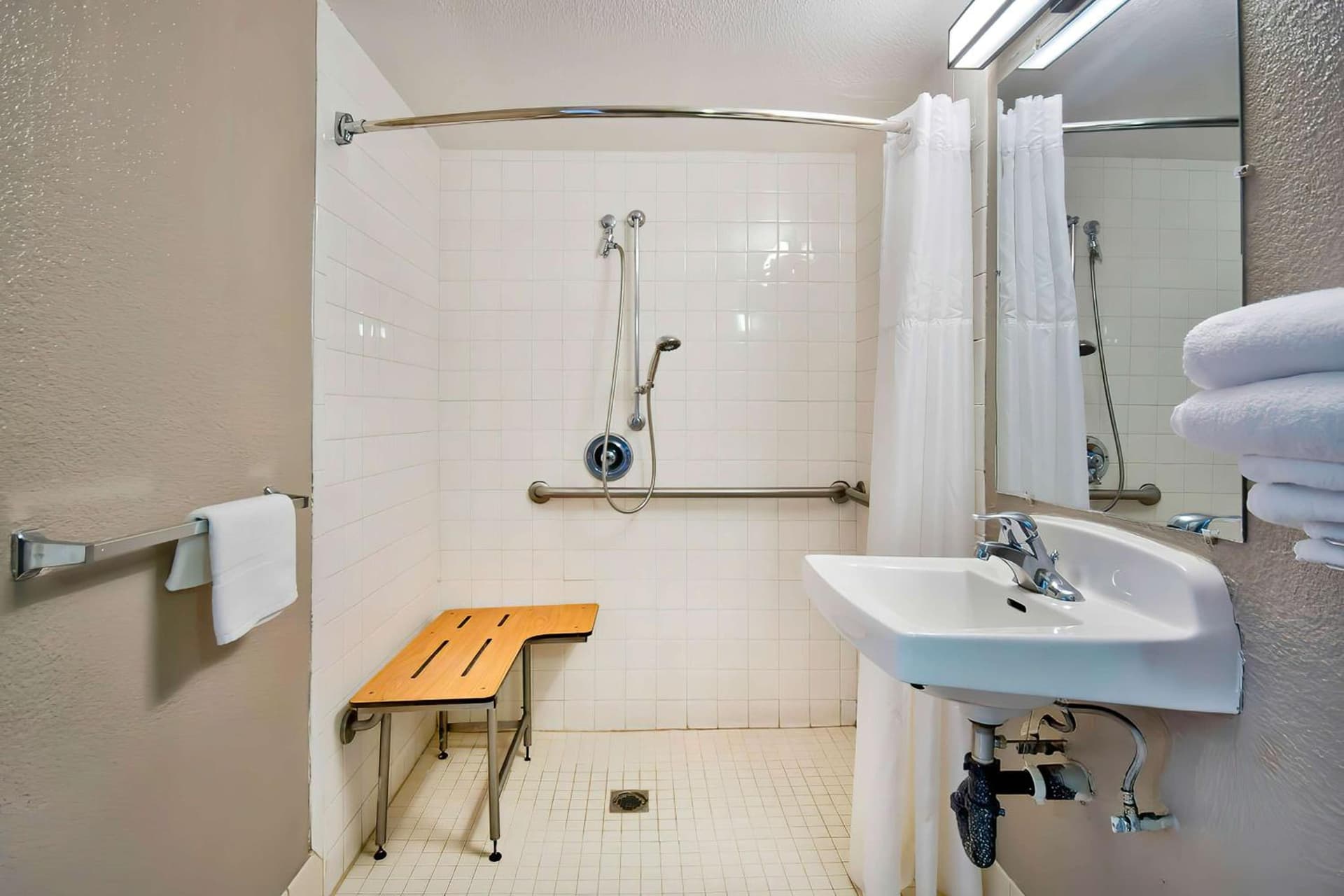 Motel 6-Vallejo, CA - Six Flags West gallery photo in Vallejo, CA — image 33