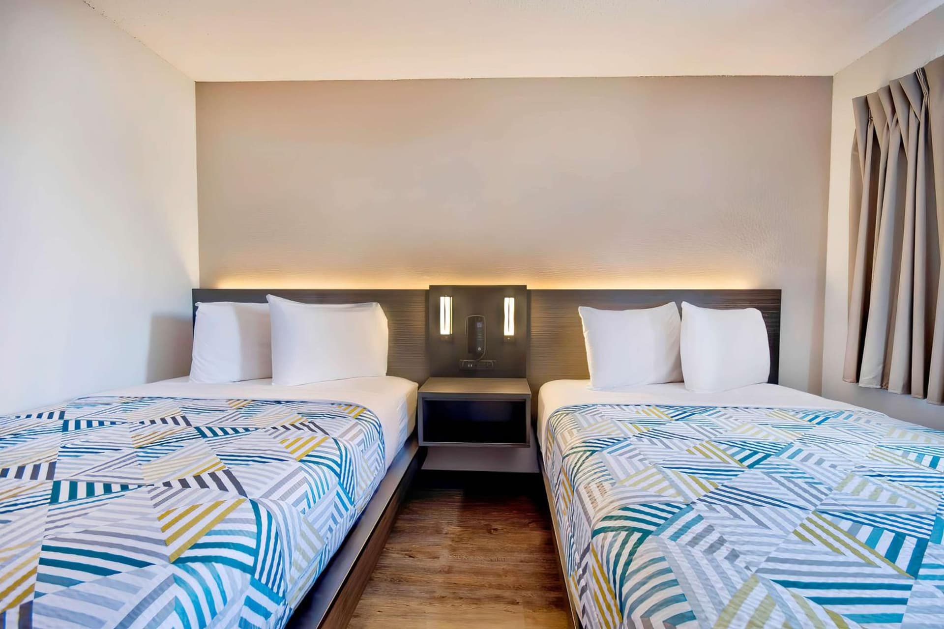 Motel 6-Vallejo, CA - Six Flags West gallery photo in Vallejo, CA — image 10