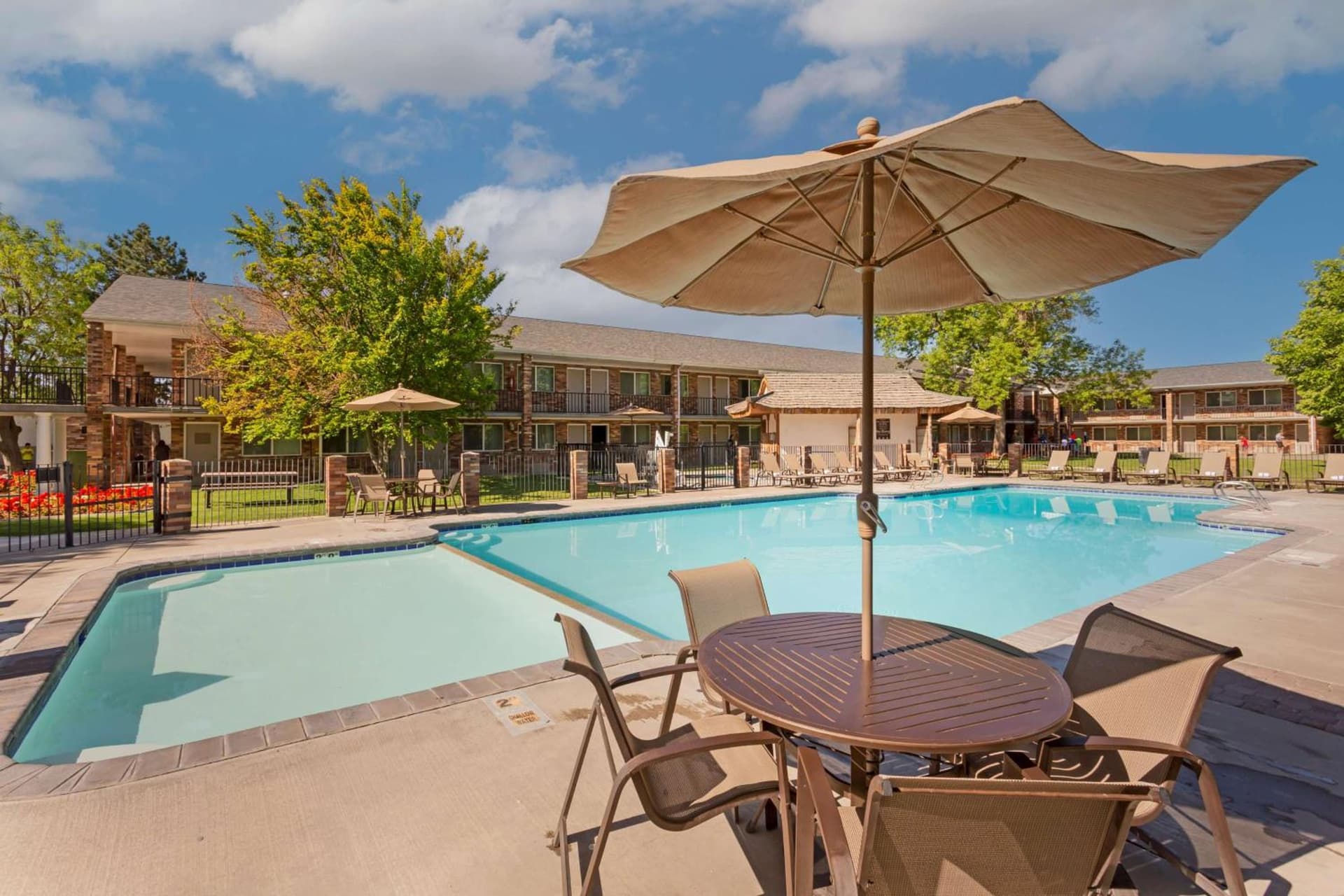 Best Western Plus Burley Inn & Convention Center interior in Burley, ID — gallery photo 2