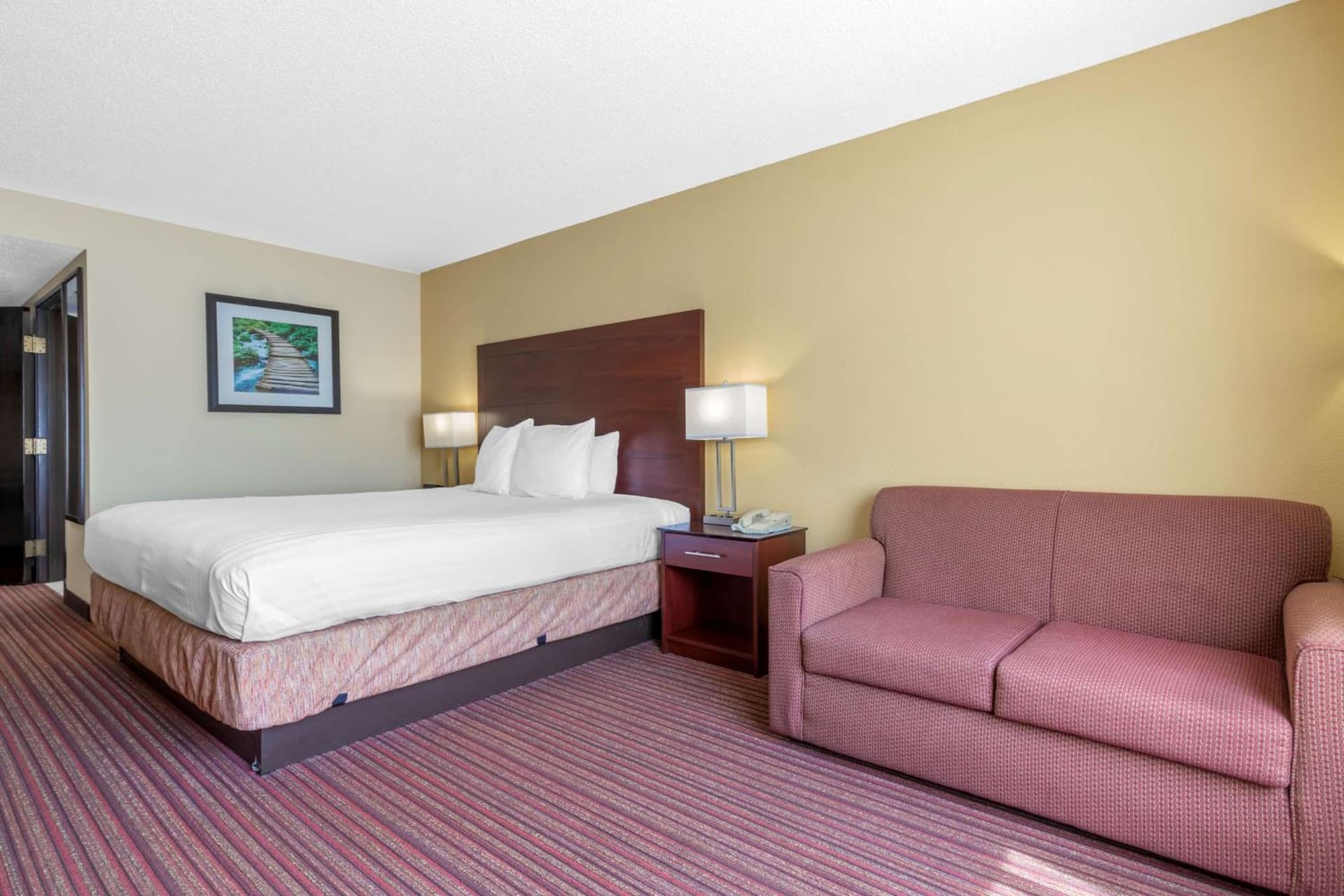 Best Western Seneca-Clemson property views in Seneca, SC — gallery photo 3