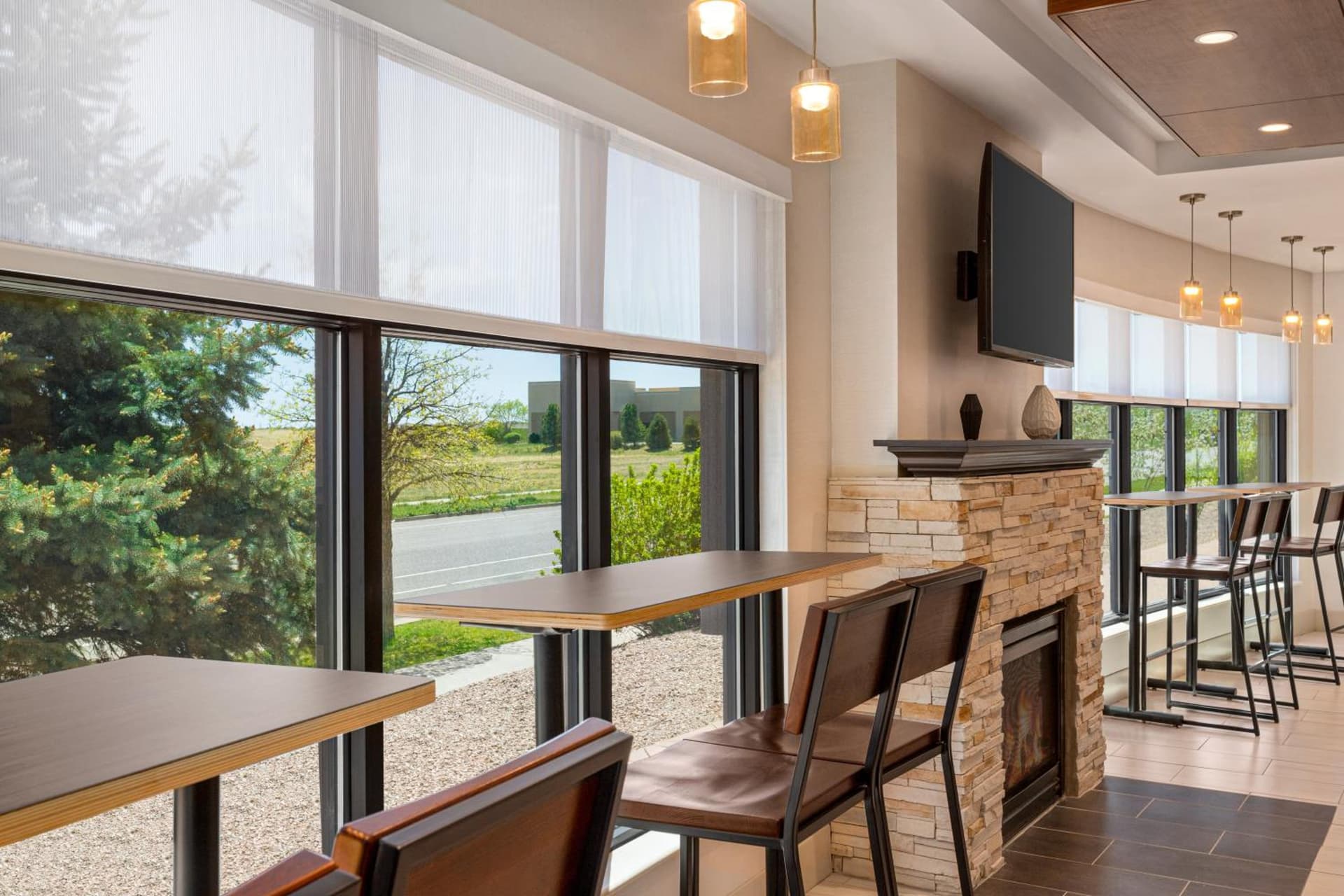 Holiday Inn Express & Suites Denver Airport by IHG interior in Denver, CO — gallery photo 2