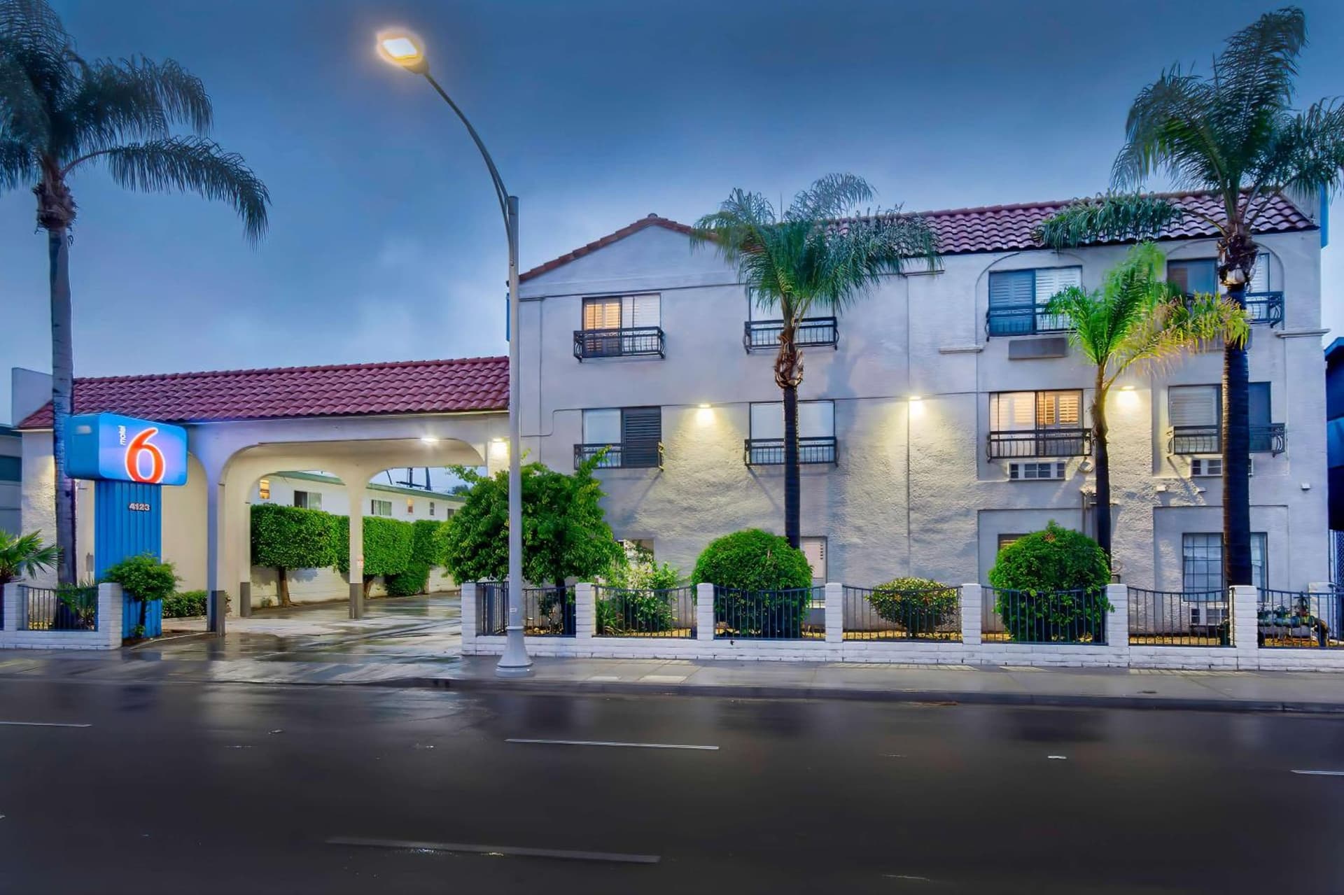 Motel 6-Inglewood, CA property views in Inglewood, CA — gallery photo 3