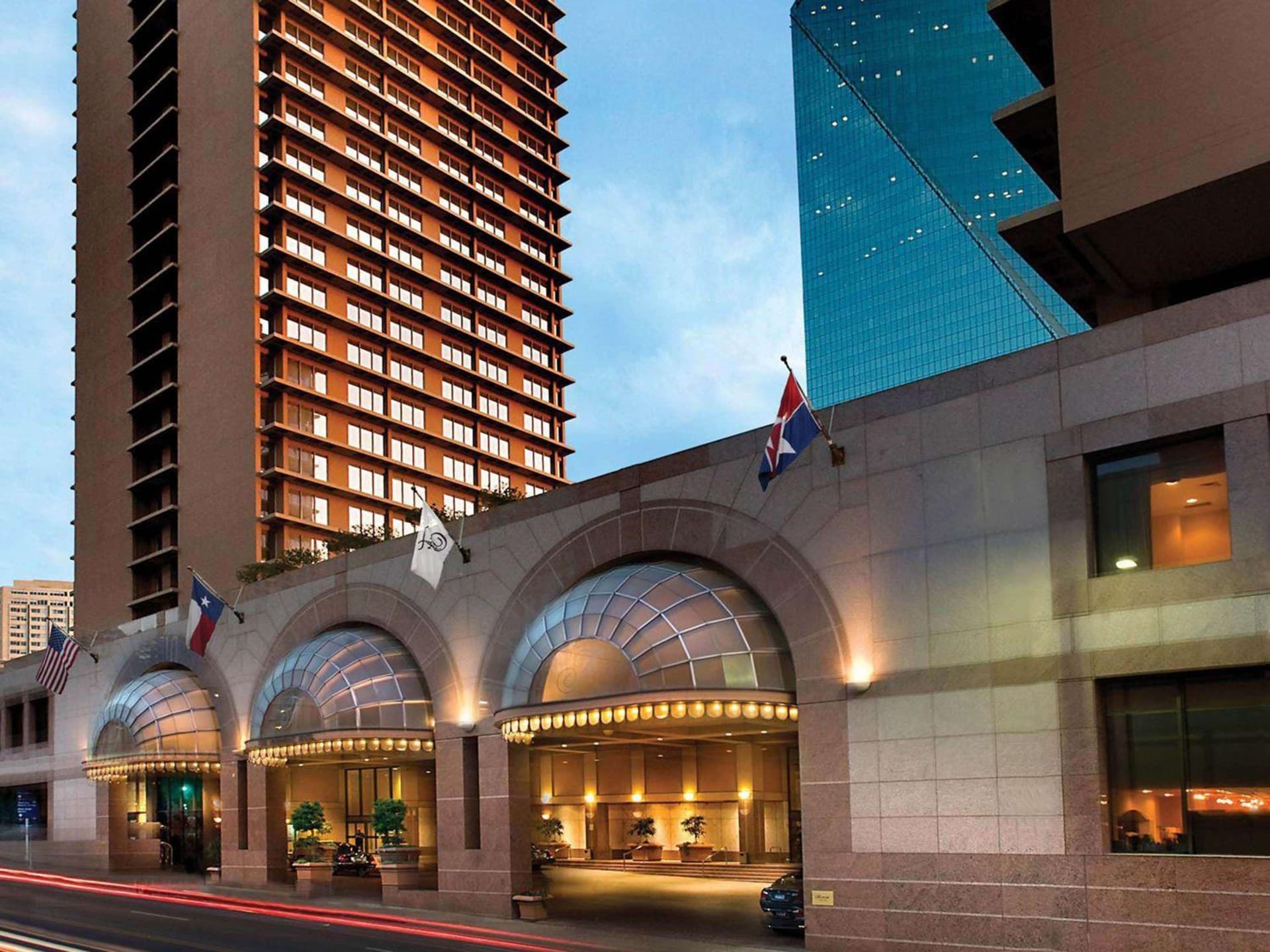 Fairmont Dallas interior in Dallas, TX — gallery photo 2