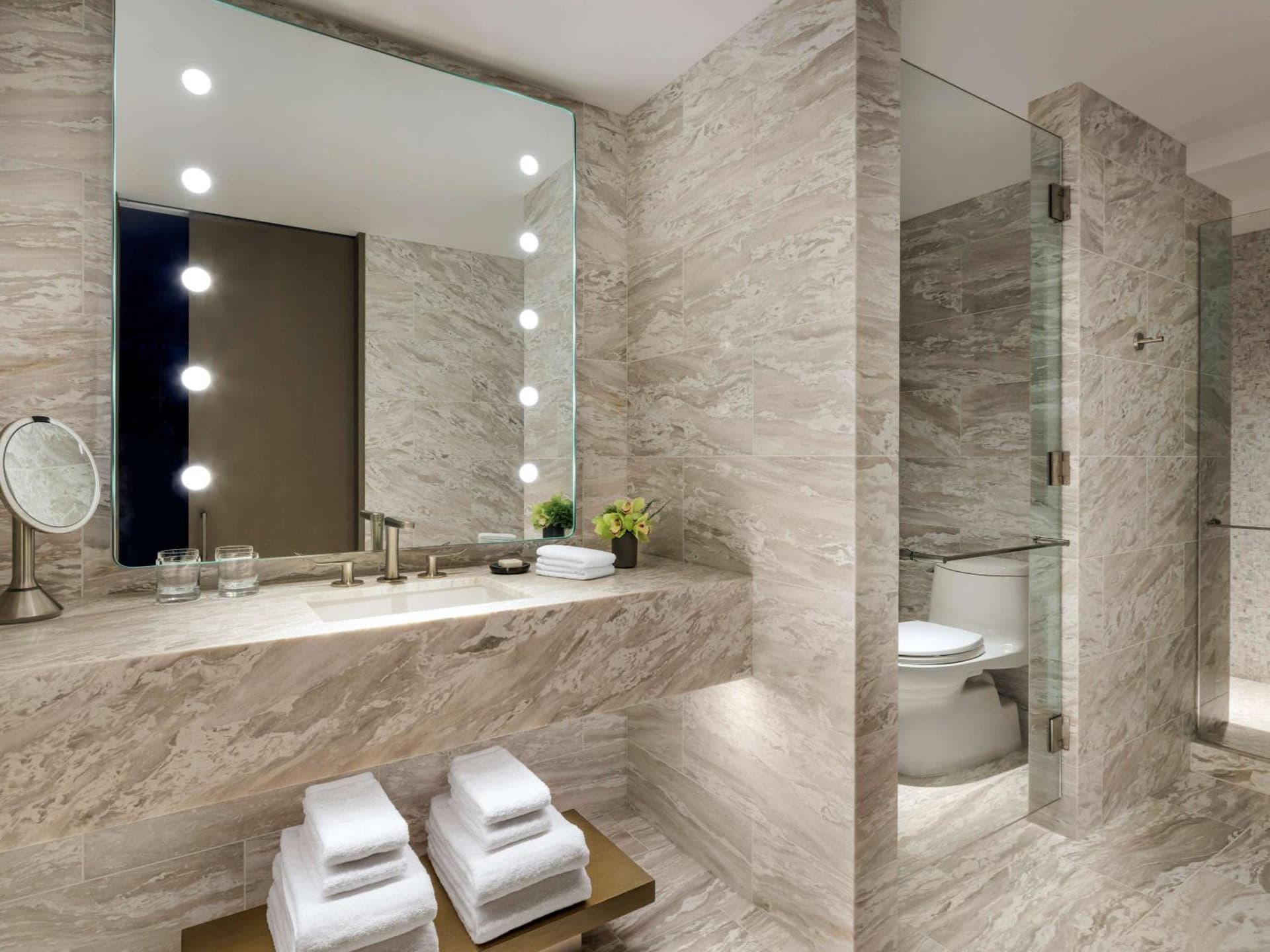 Fairmont Century Plaza Gold Experience gallery photo in Los Angeles, CA — image 62