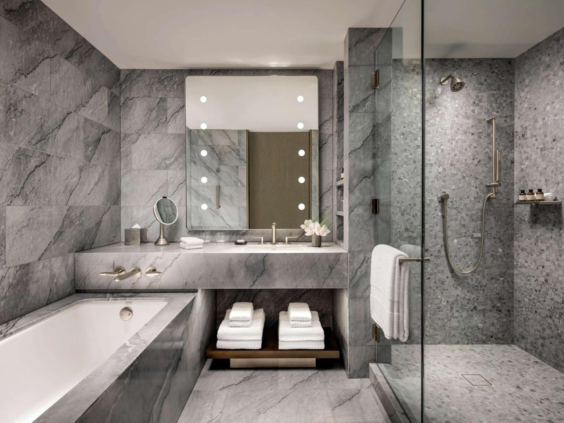 Fairmont Century Plaza Gold Experience gallery photo in Los Angeles, CA — image 38