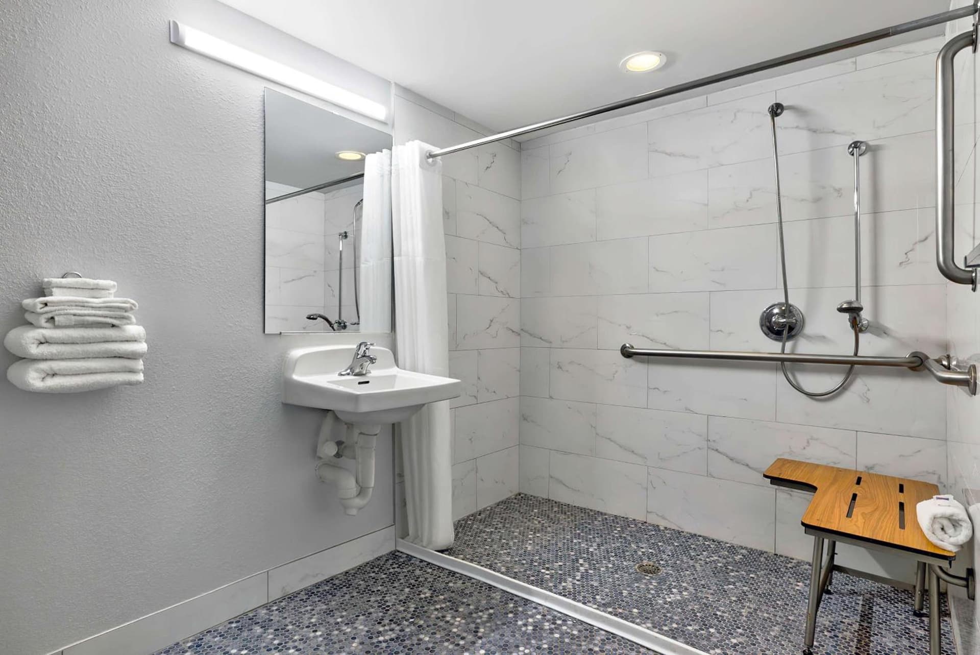 Motel 6-Plano, TX - Plano Northeast gallery photo in Plano, TX — image 15