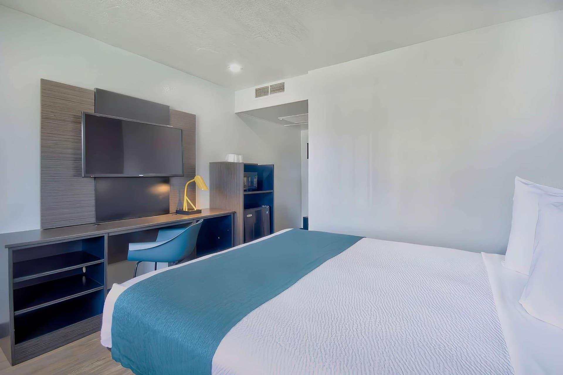 Motel 6-Palmdale, CA gallery photo in Palmdale, CA — image 37