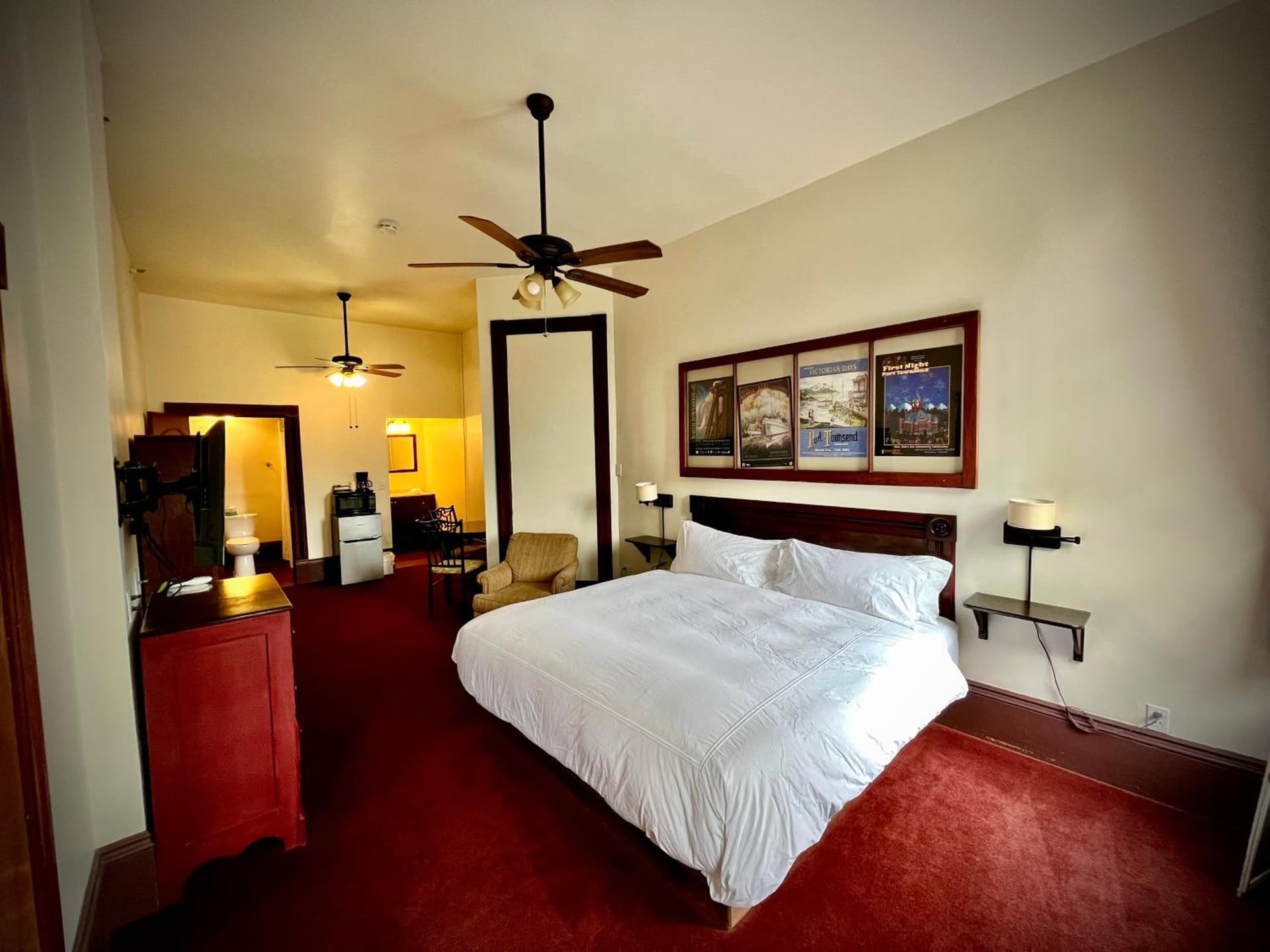 The Monarch Hotel gallery photo in Port Townsend, WA — image 49