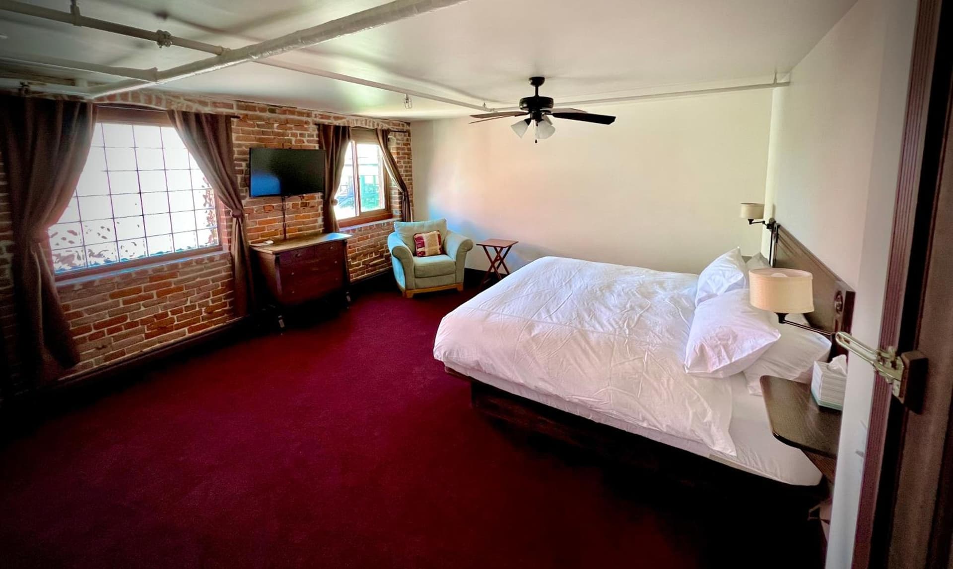 The Monarch Hotel gallery photo in Port Townsend, WA — image 36