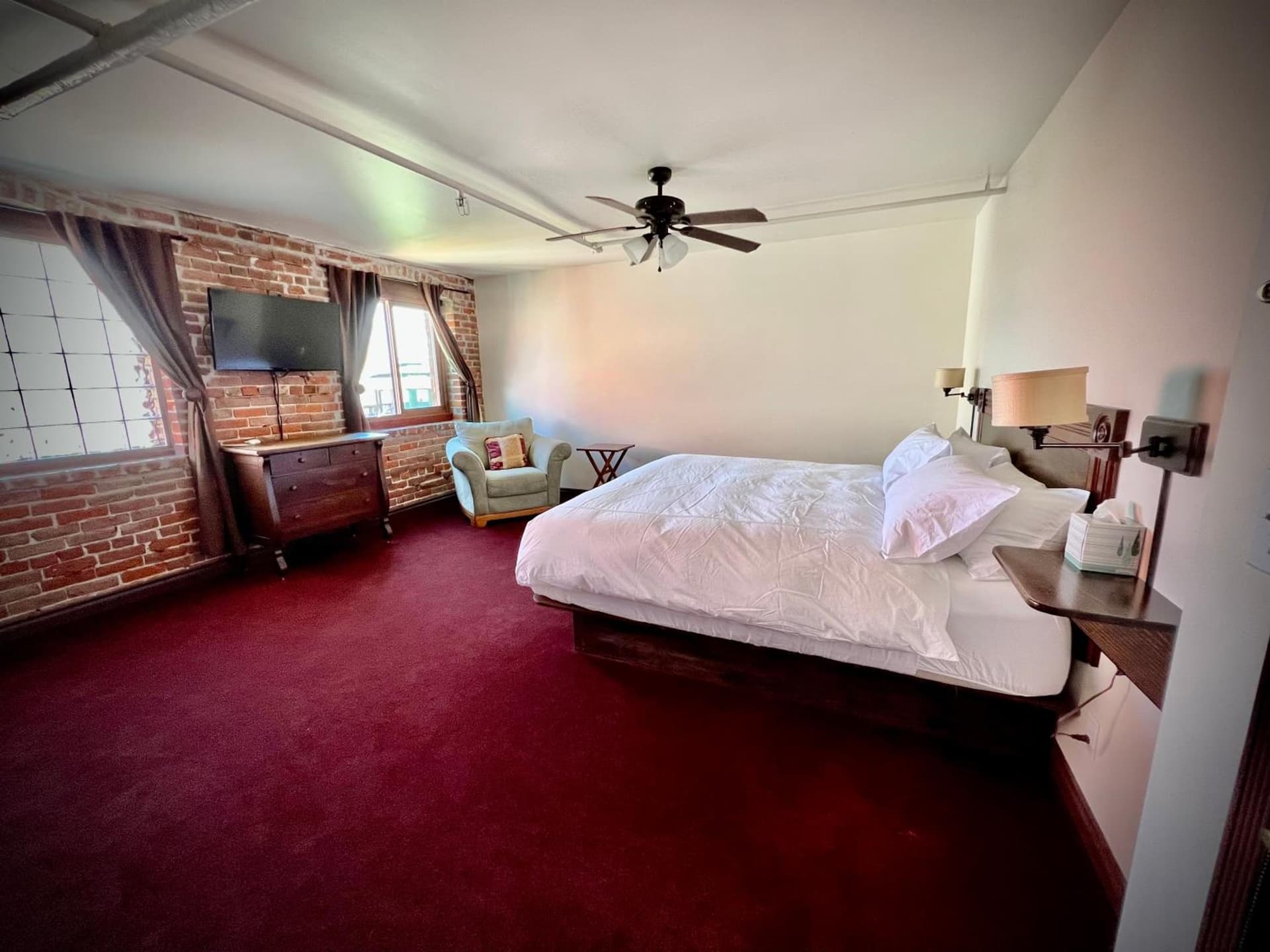 The Monarch Hotel gallery photo in Port Townsend, WA — image 42