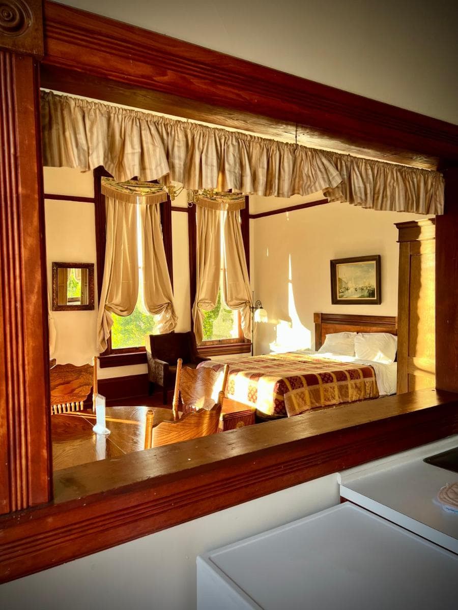 The Monarch Hotel gallery photo in Port Townsend, WA — image 45