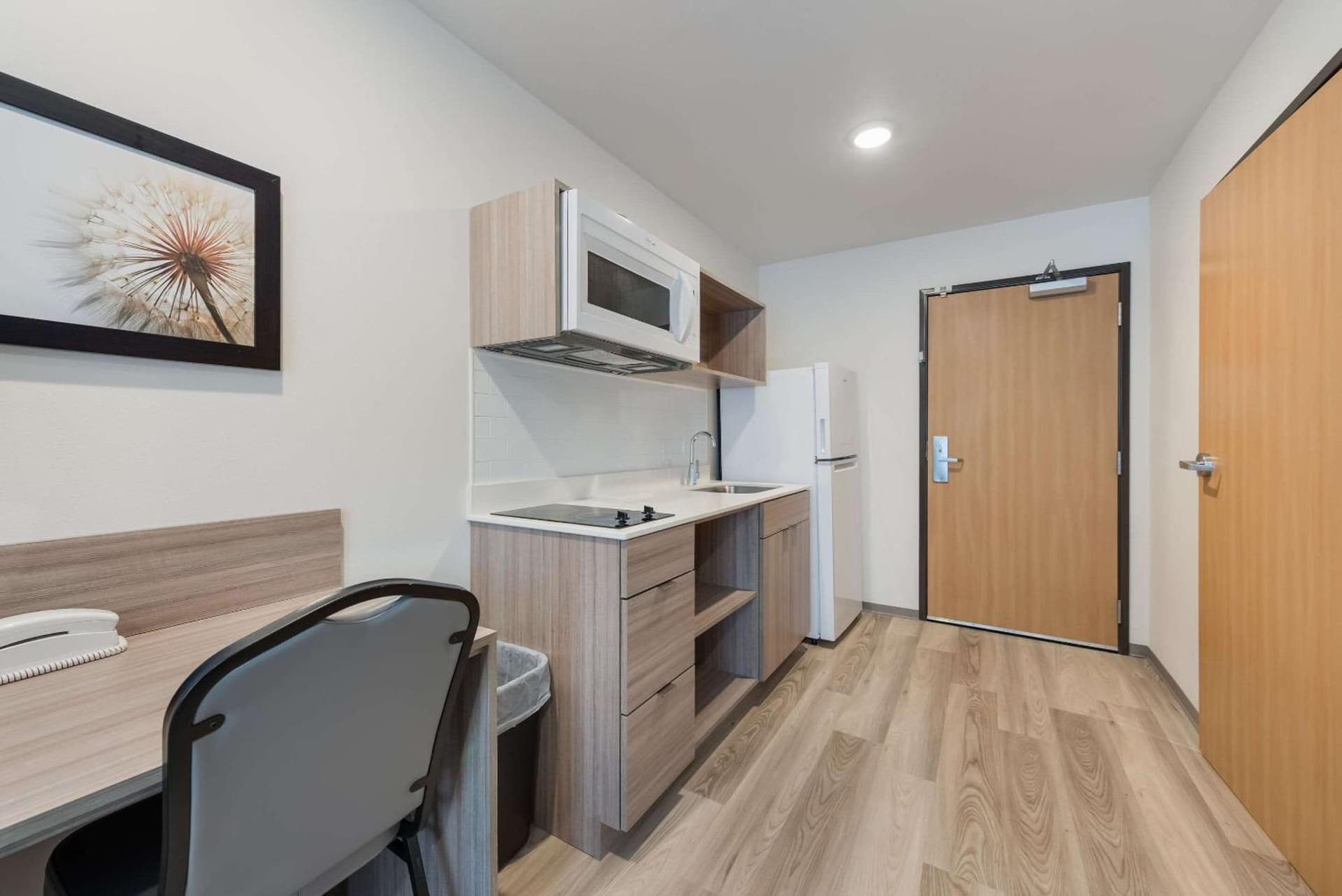 WoodSpring Suites Meridian gallery photo in Meridian, ID — image 11