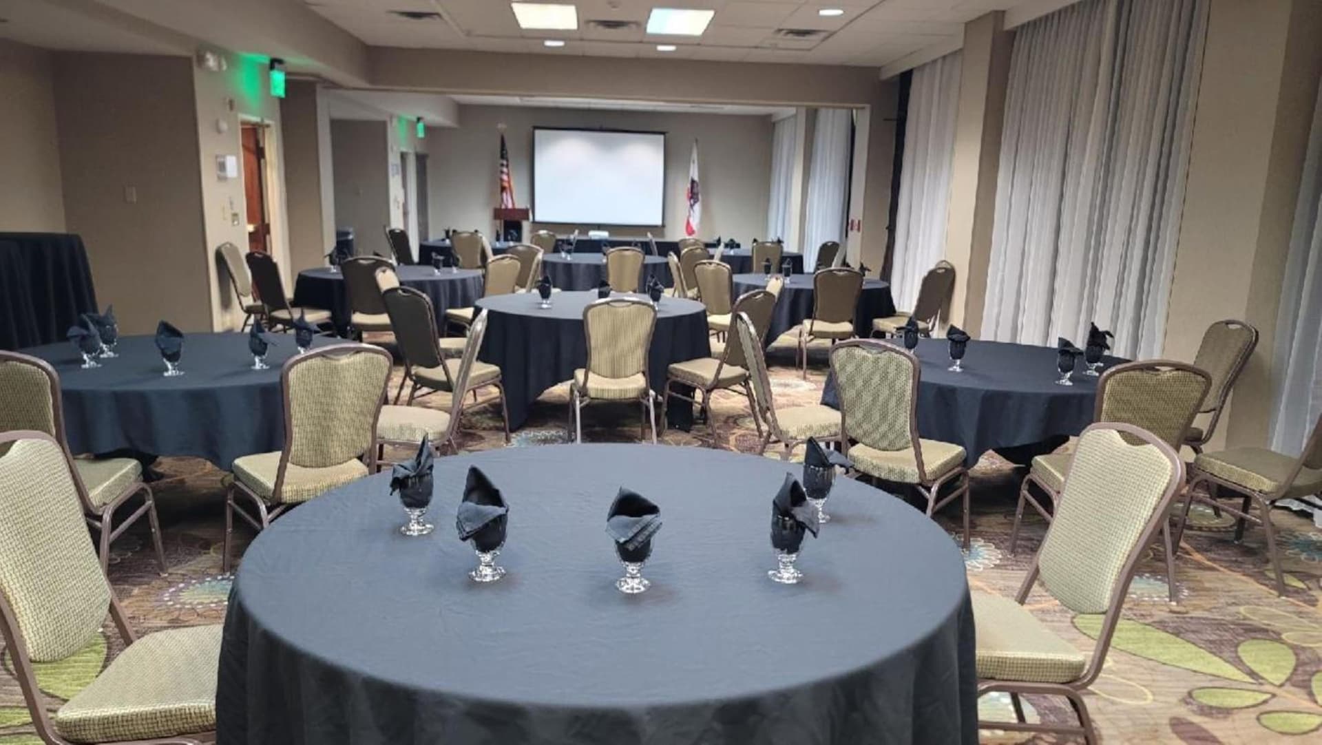 Holiday Inn Palmdale-Lancaster by IHG gallery photo in Palmdale, CA — image 22