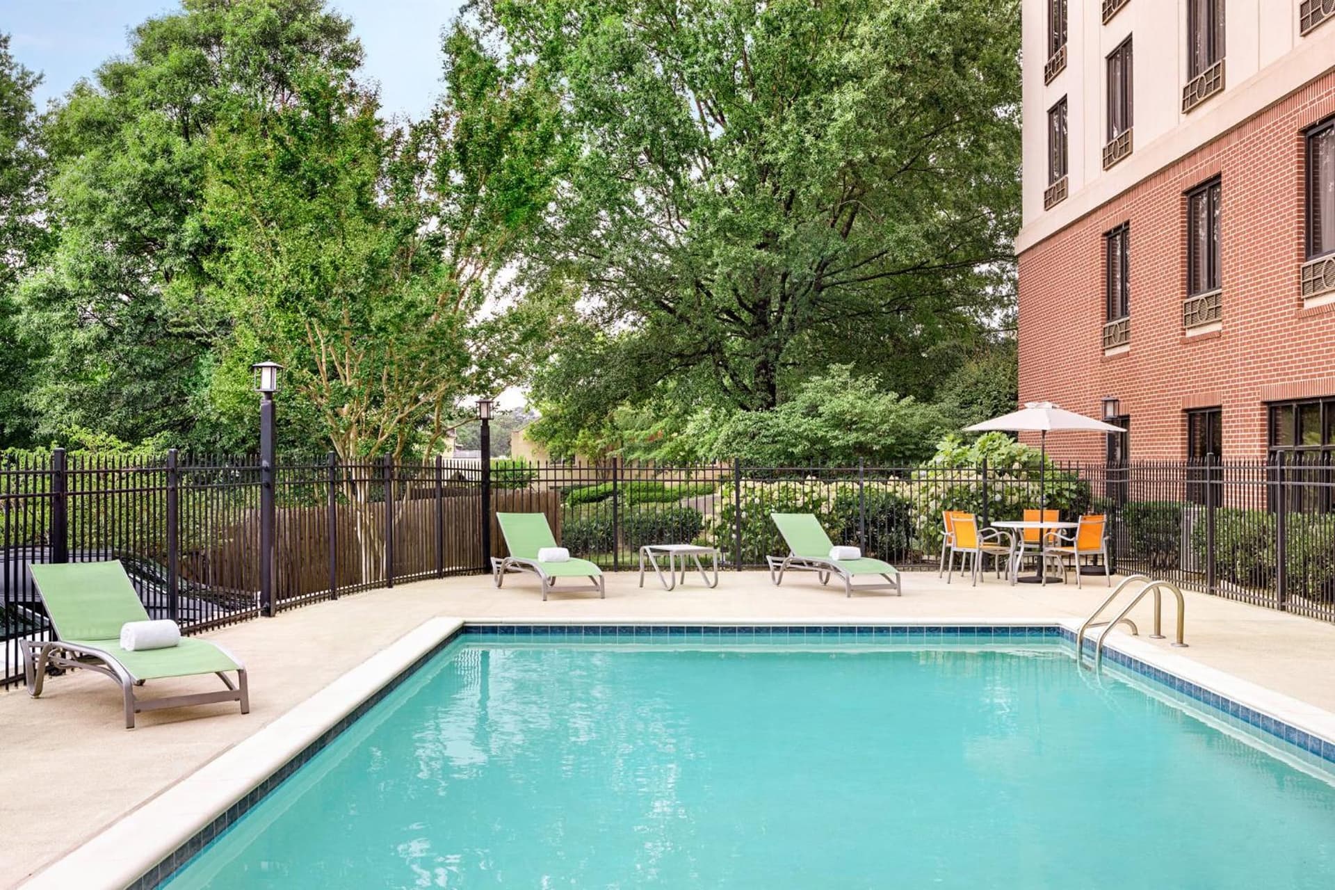 Holiday Inn Express & Suites Greenville-Downtown by IHG gallery photo in Greenville, SC — image 30