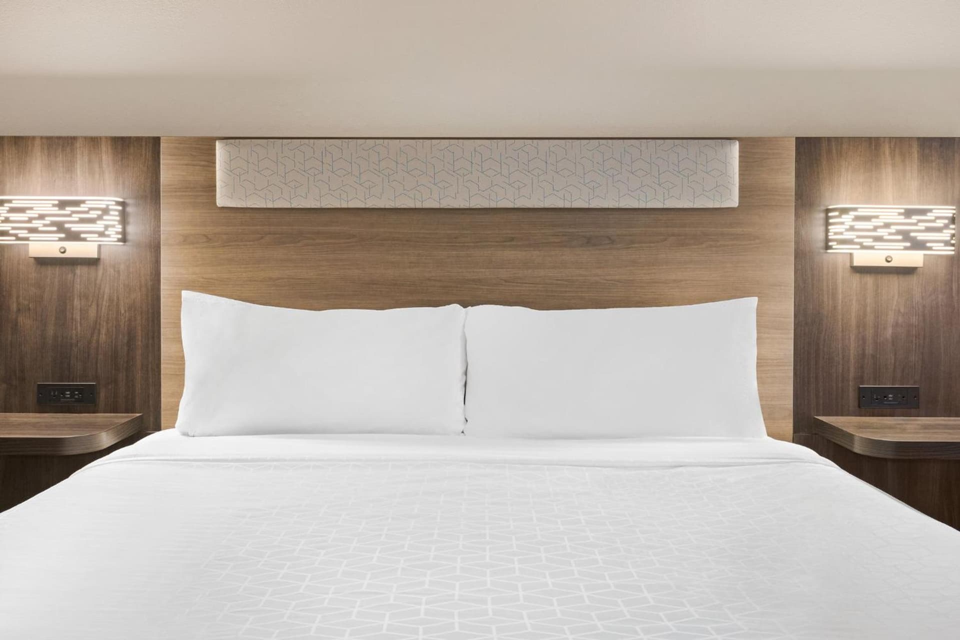 Holiday Inn Express & Suites Greenville-Downtown by IHG gallery photo in Greenville, SC — image 39
