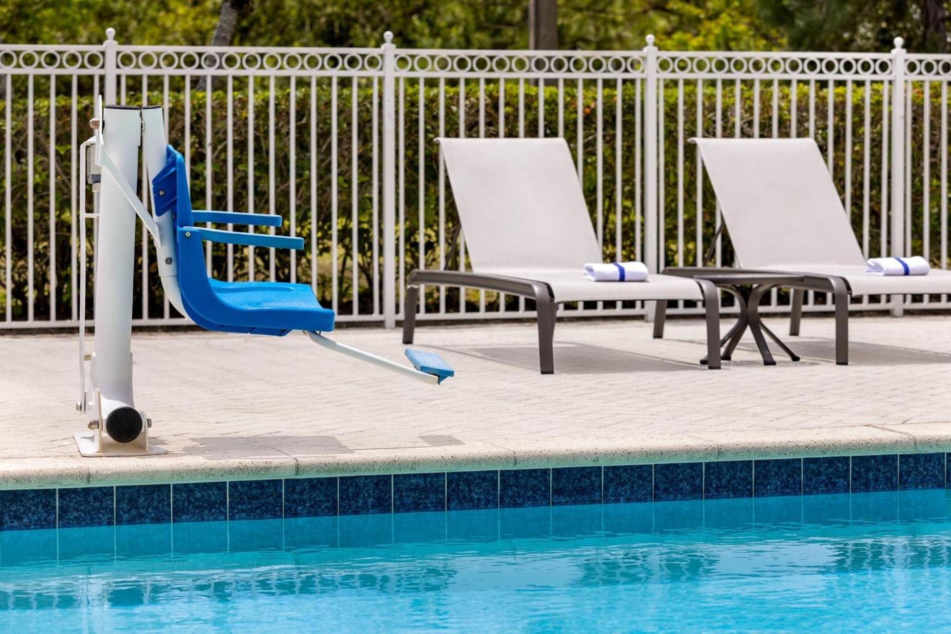 Holiday Inn Express Hotel & Suites Fort Pierce West by IHG gallery photo in Fort Pierce, FL — image 40
