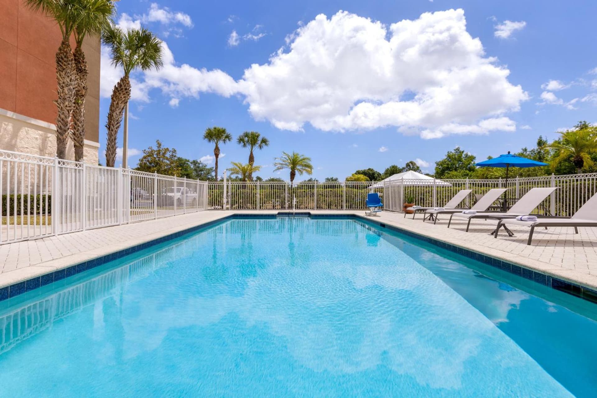 Holiday Inn Express Hotel & Suites Fort Pierce West by IHG gallery photo in Fort Pierce, FL — image 14