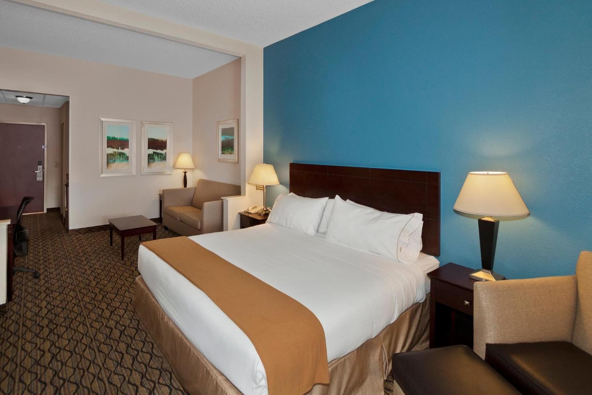 Holiday Inn Express Hotel & Suites - Concord by IHG property views in Kannapolis, NC — gallery photo 3