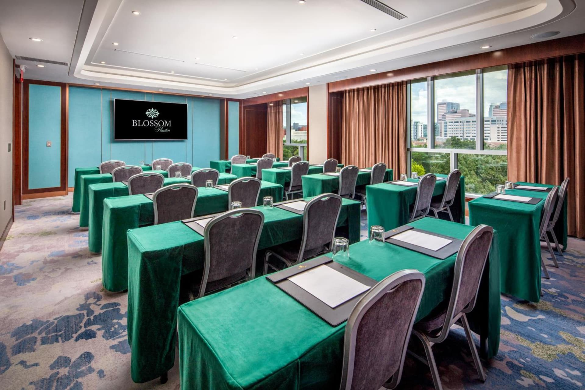 Blossom Hotel Houston, Curio Collection by Hilton gallery photo in Houston, TX — image 48