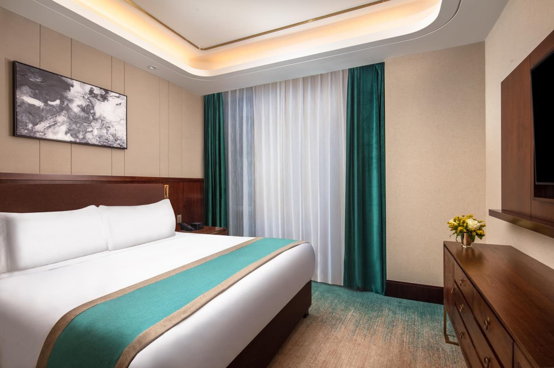 Blossom Hotel Houston, Curio Collection by Hilton gallery photo in Houston, TX — image 39