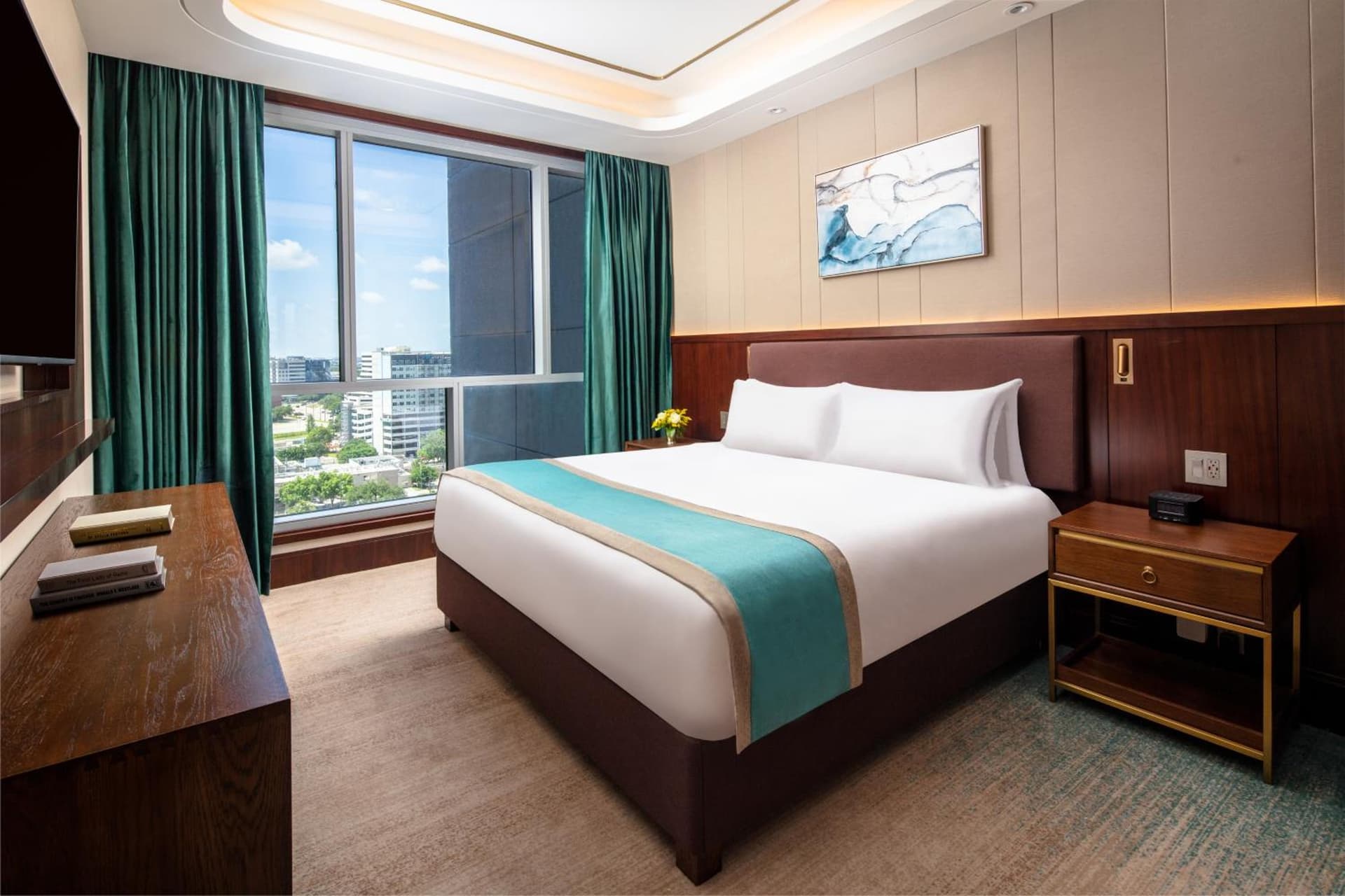 Blossom Hotel Houston, Curio Collection by Hilton gallery photo in Houston, TX — image 51