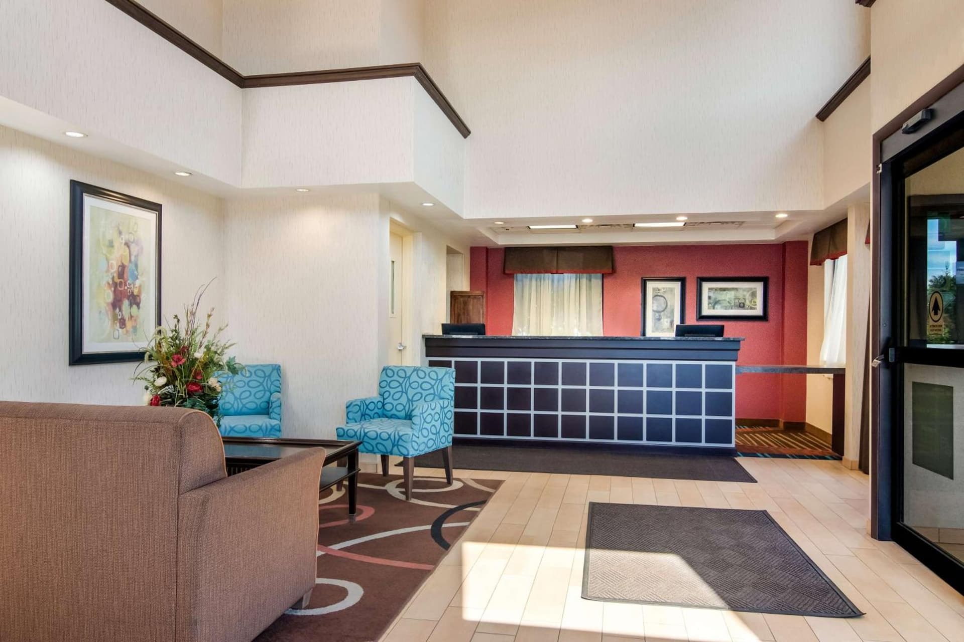 Best Western Dutch Valley Inn gallery photo in New Philadelphia, OH — image 19