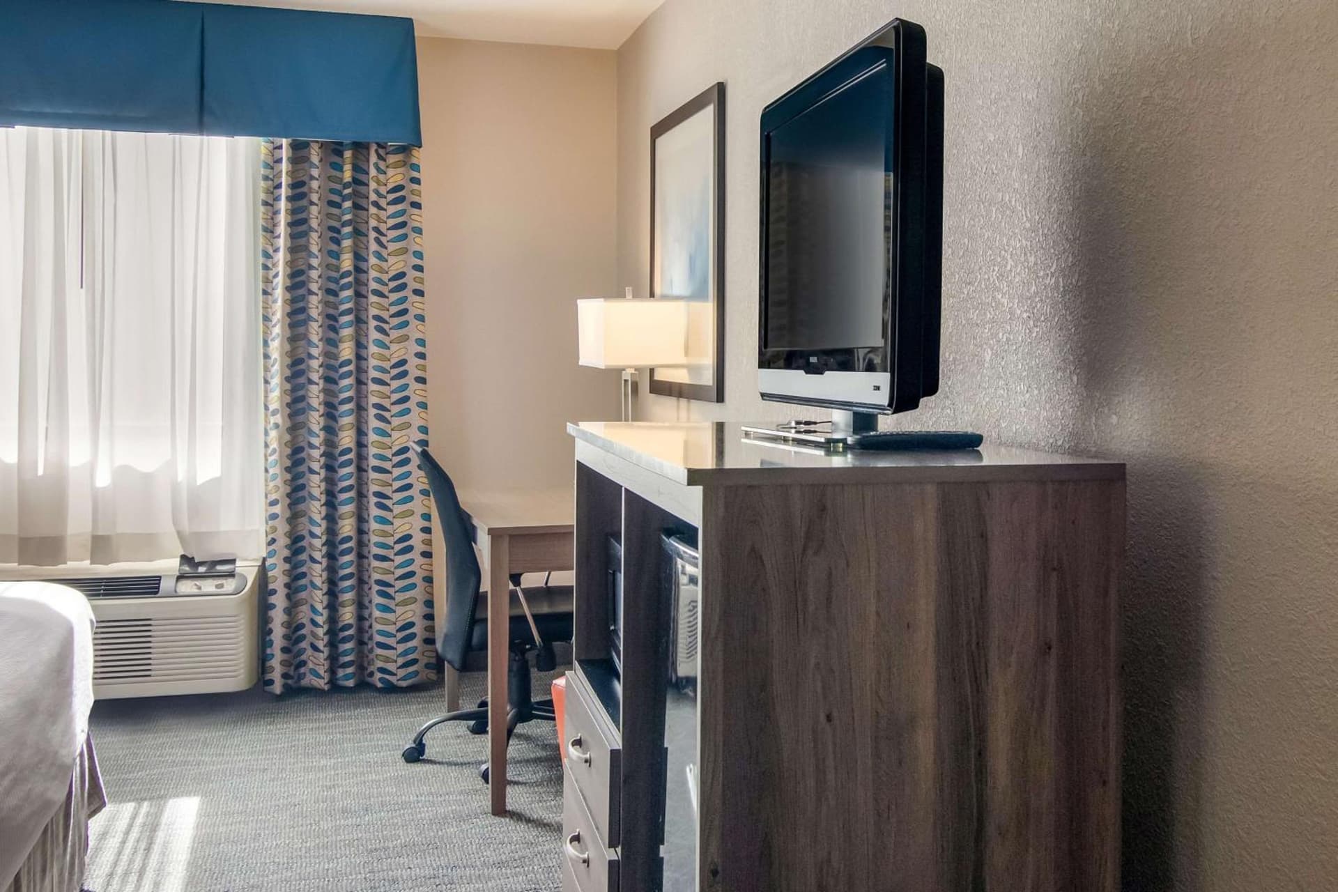 Best Western Dutch Valley Inn gallery photo in New Philadelphia, OH — image 15