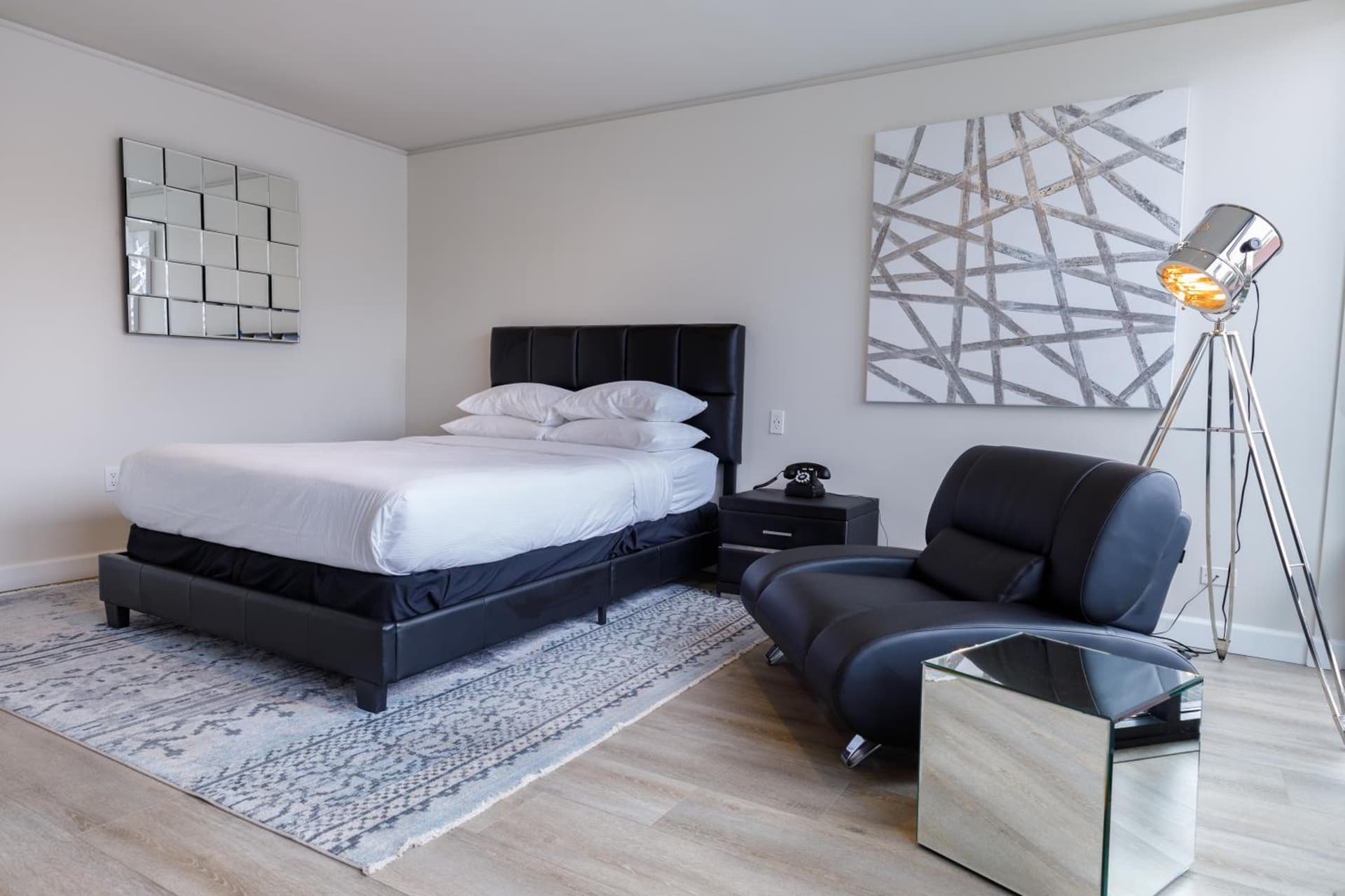 Park Plaza Lodge gallery photo in Los Angeles, CA — image 44