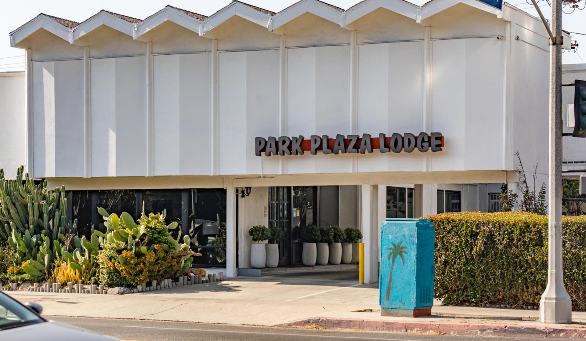 Park Plaza Lodge exterior or lobby in Los Angeles, CA — main listing photo