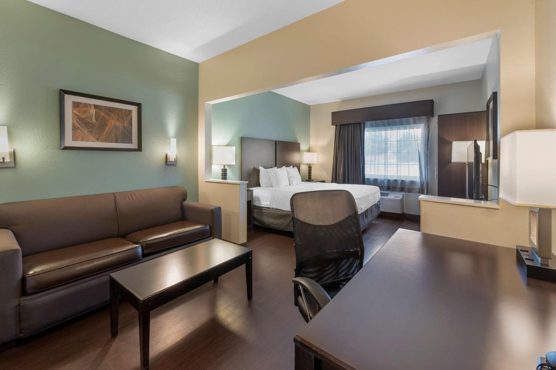 Best Western Hilliard Inn & Suites gallery photo in Hilliard, OH — image 24
