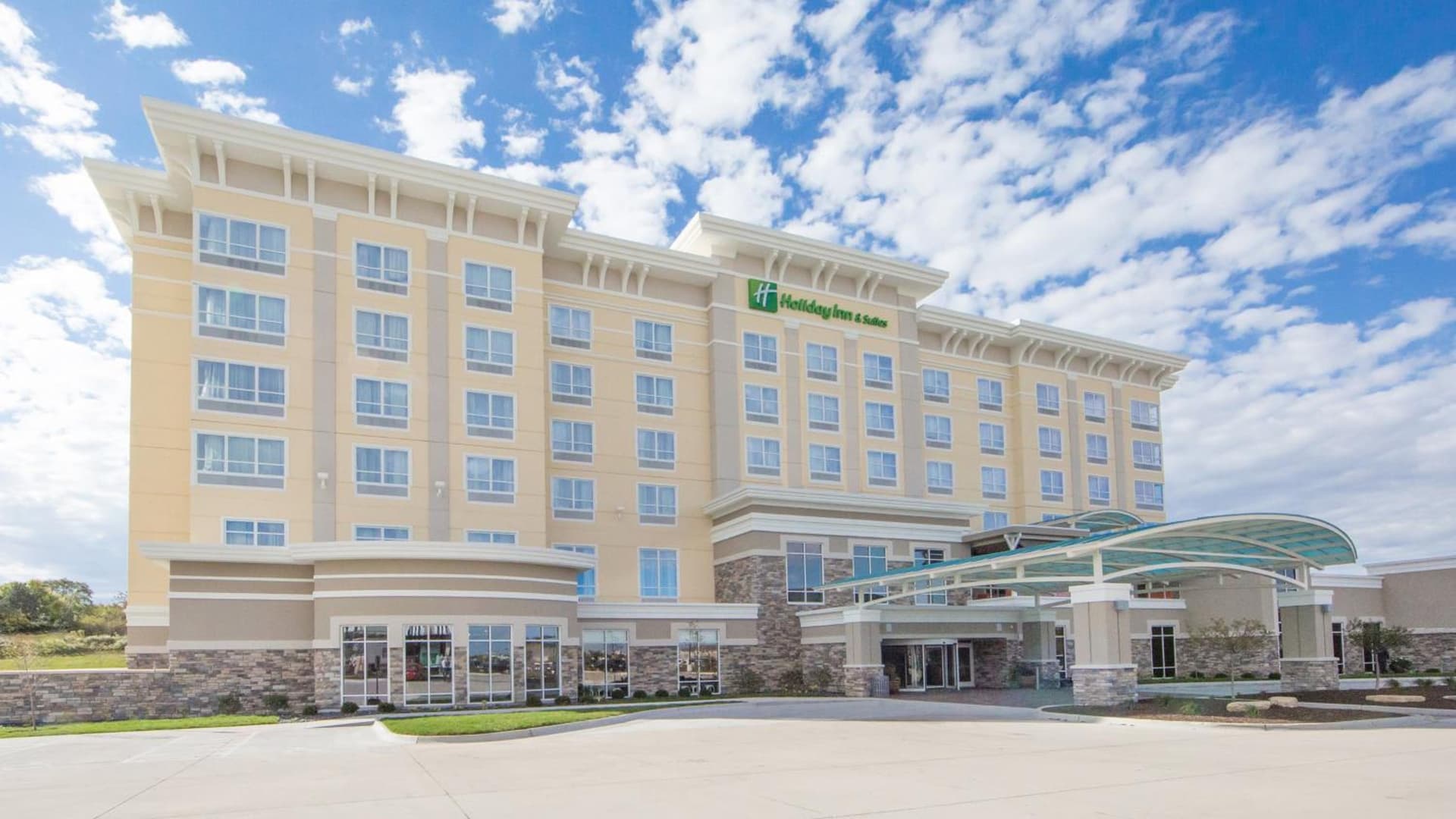 Holiday Inn Hotel & Suites Davenport by IHG — hotel in Davenport, Iowa