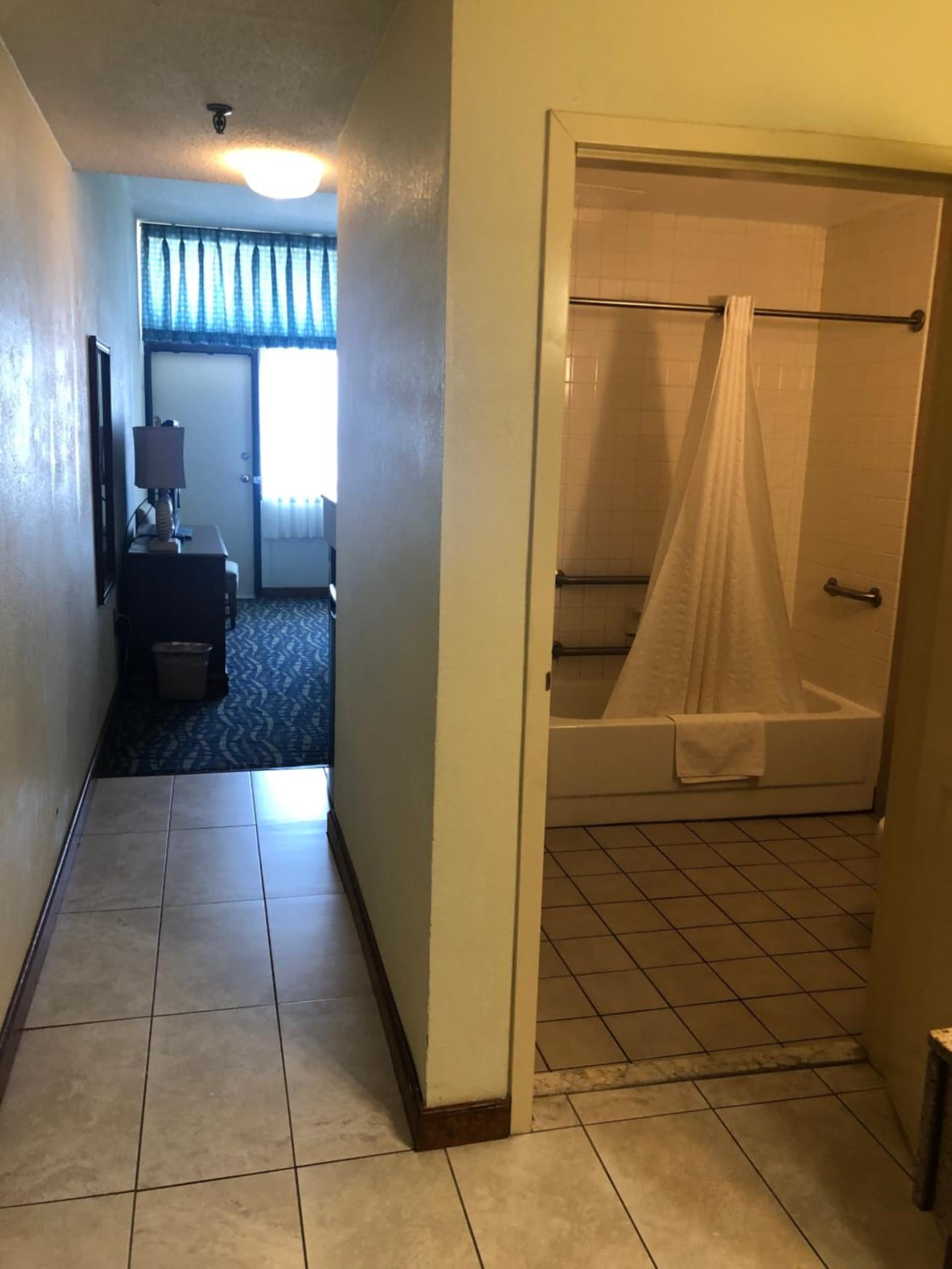 Capes Hotel property views in Virginia Beach, VA — gallery photo 3
