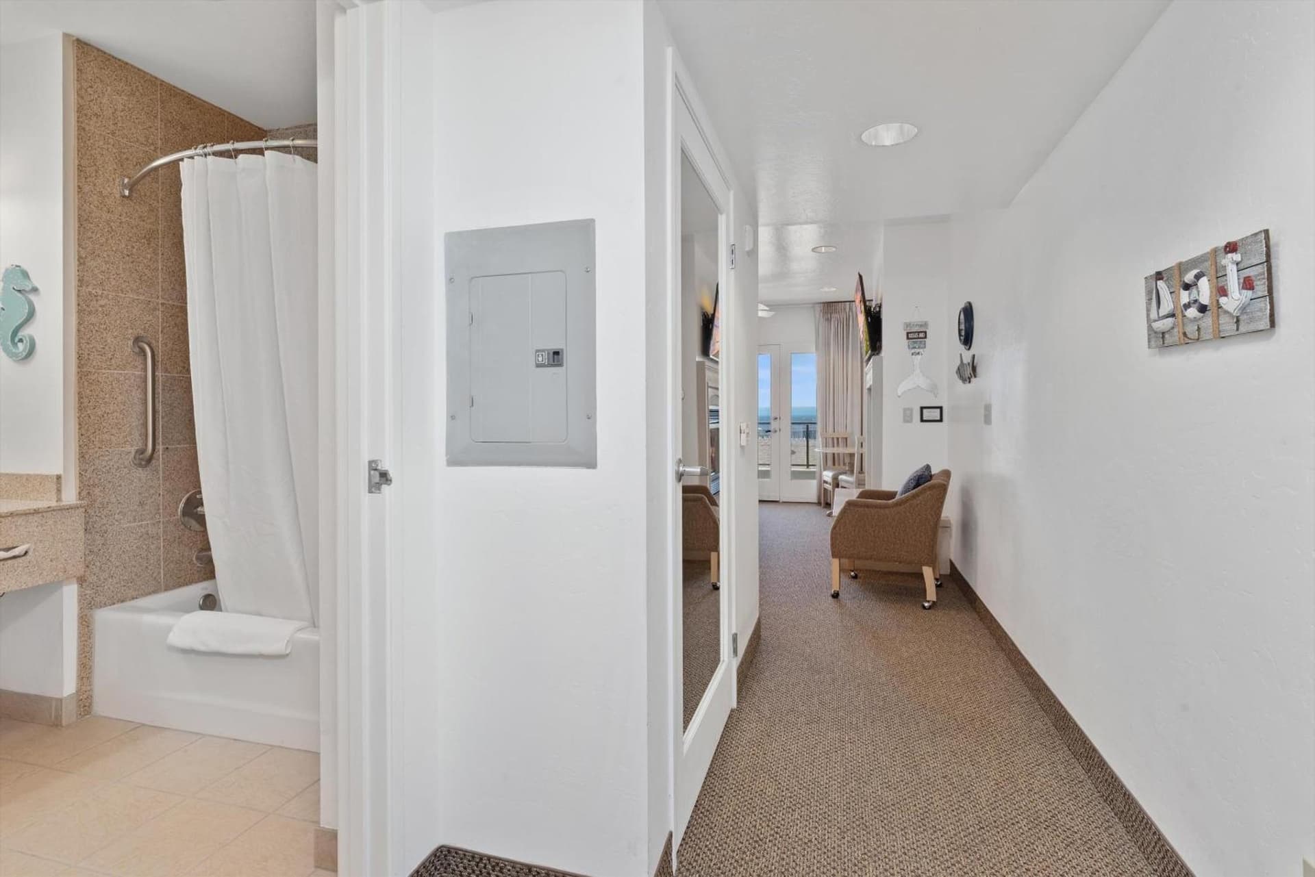 Beach House Inn & Suites gallery photo in Pismo Beach, CA — image 132