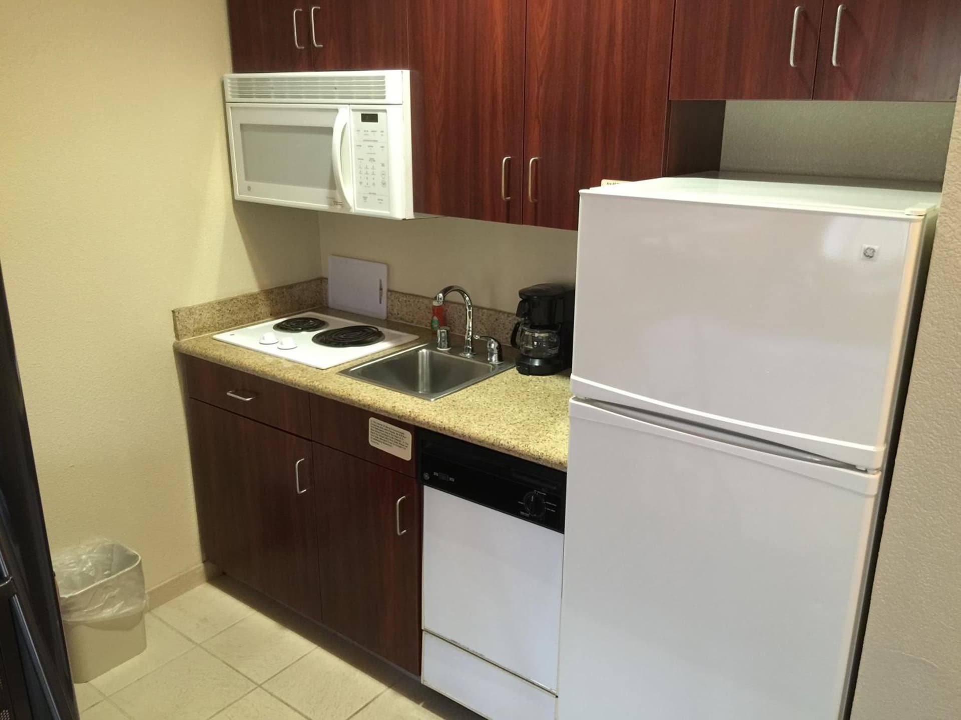 Hawthorn Suites by Wyndham Rancho Cordova/Folsom gallery photo in Rancho Cordova, CA — image 39