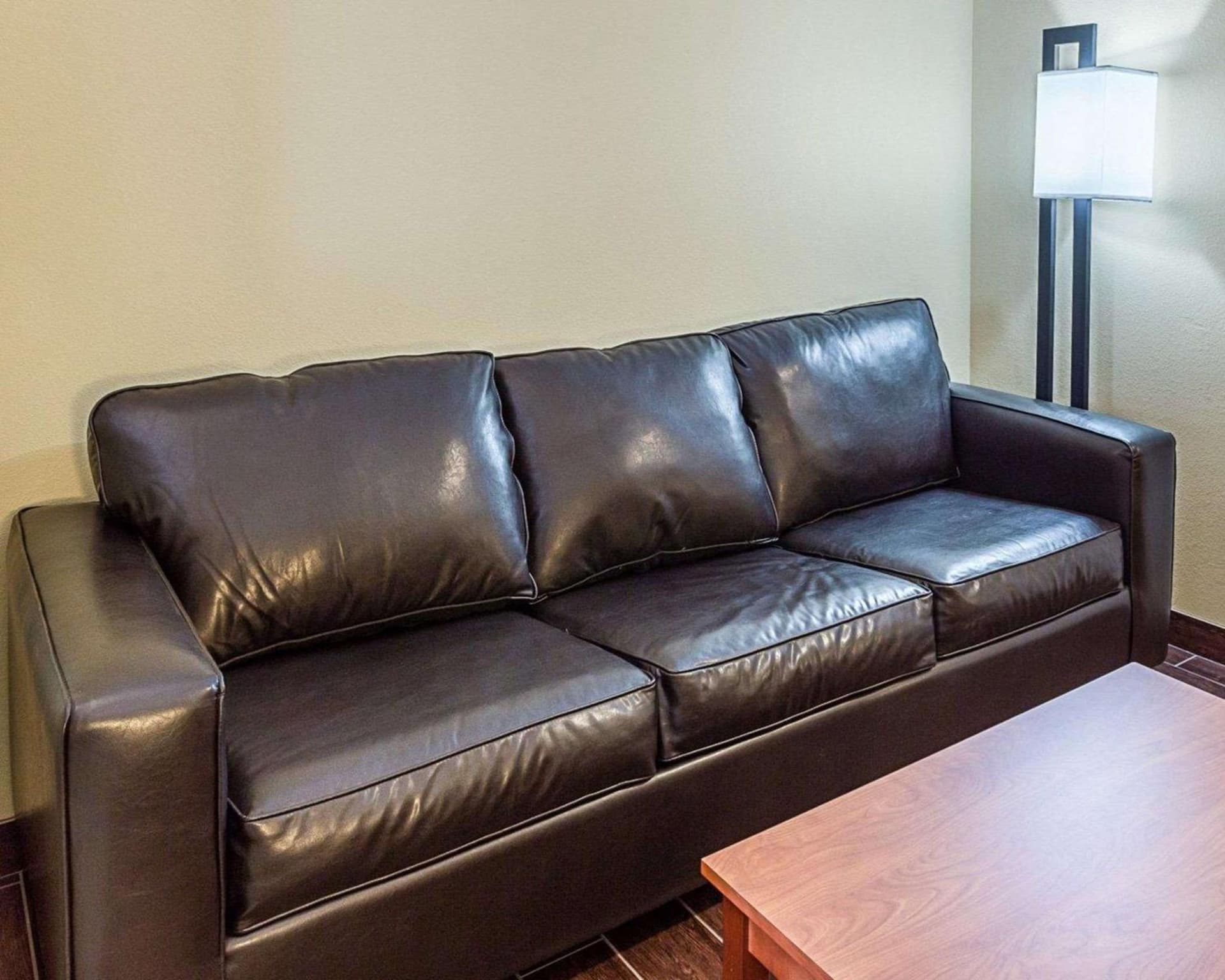 Comfort Suites near Tanger Outlet Mall interior in Gonzales, LA — gallery photo 2