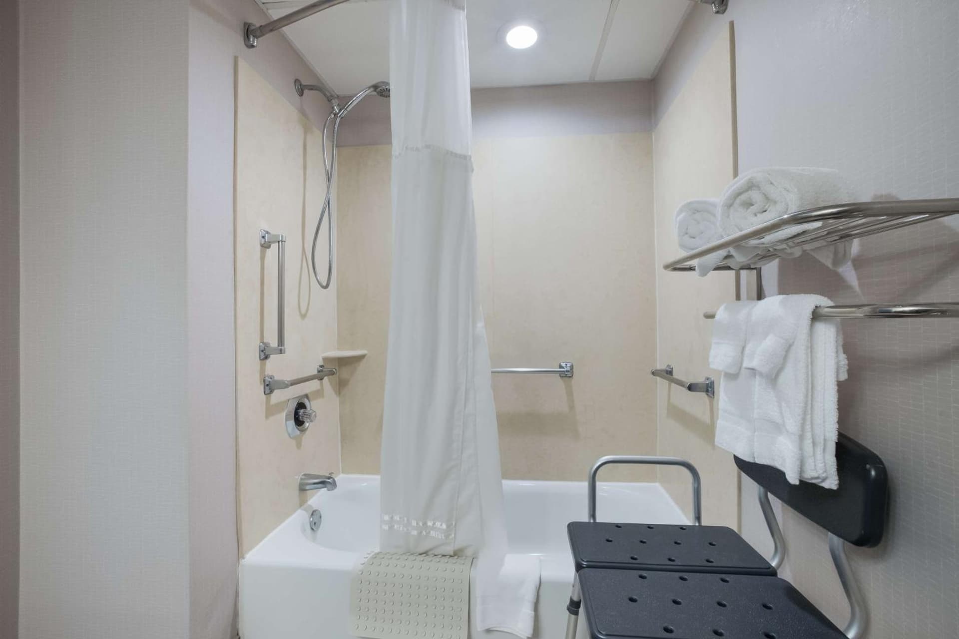 Best Western Hunt's Landing Hotel Matamoras Milford gallery photo in Matamoras, PA — image 40