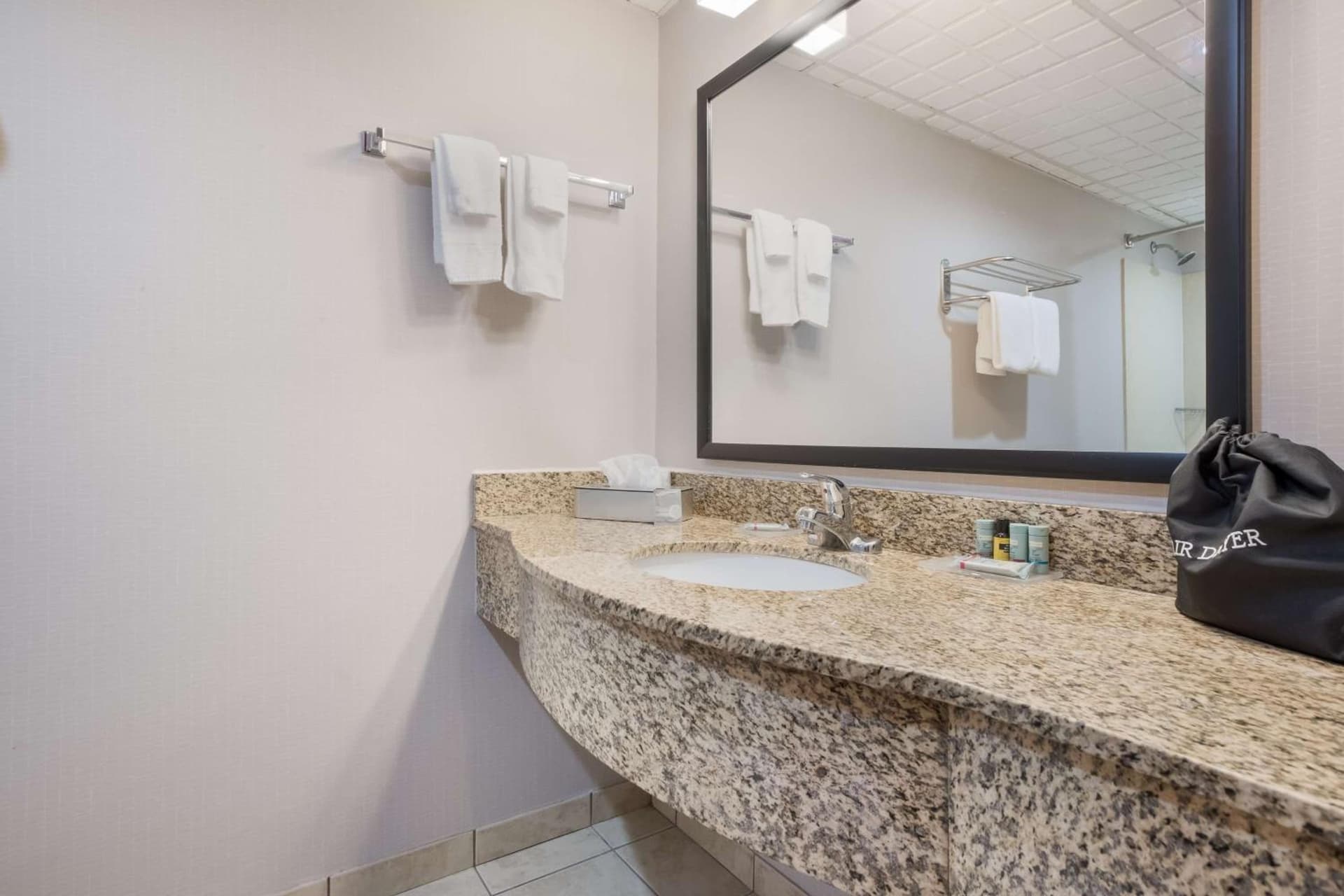 Best Western Hunt's Landing Hotel Matamoras Milford gallery photo in Matamoras, PA — image 30
