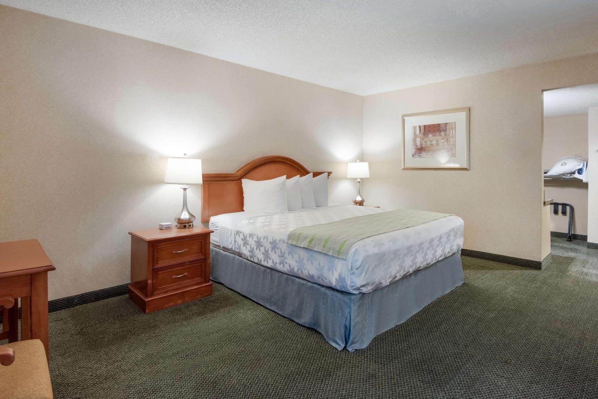 SureStay Plus Hotel by Best Western Reno Airport gallery photo in Reno, NV — image 6