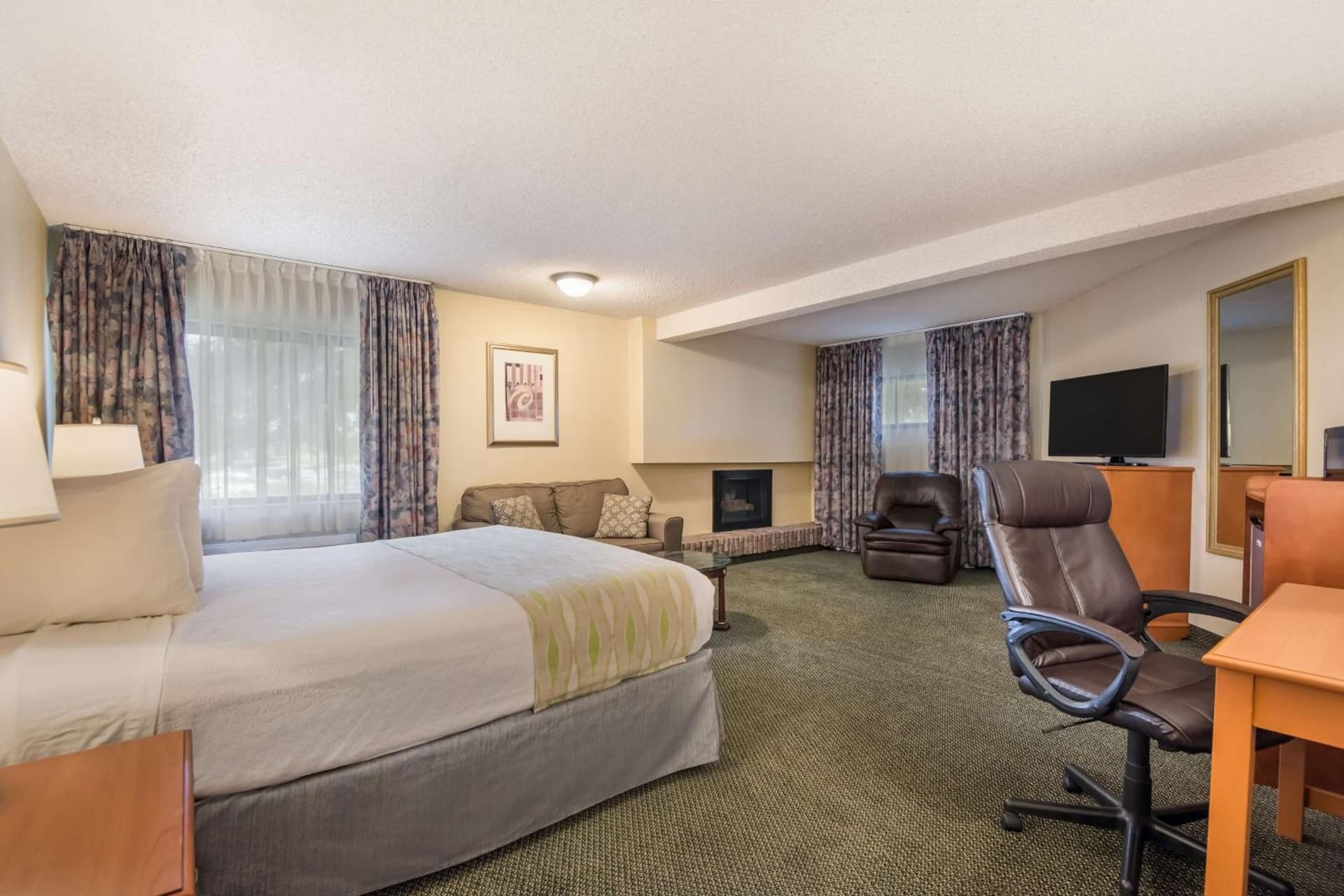 SureStay Plus Hotel by Best Western Reno Airport gallery photo in Reno, NV — image 79