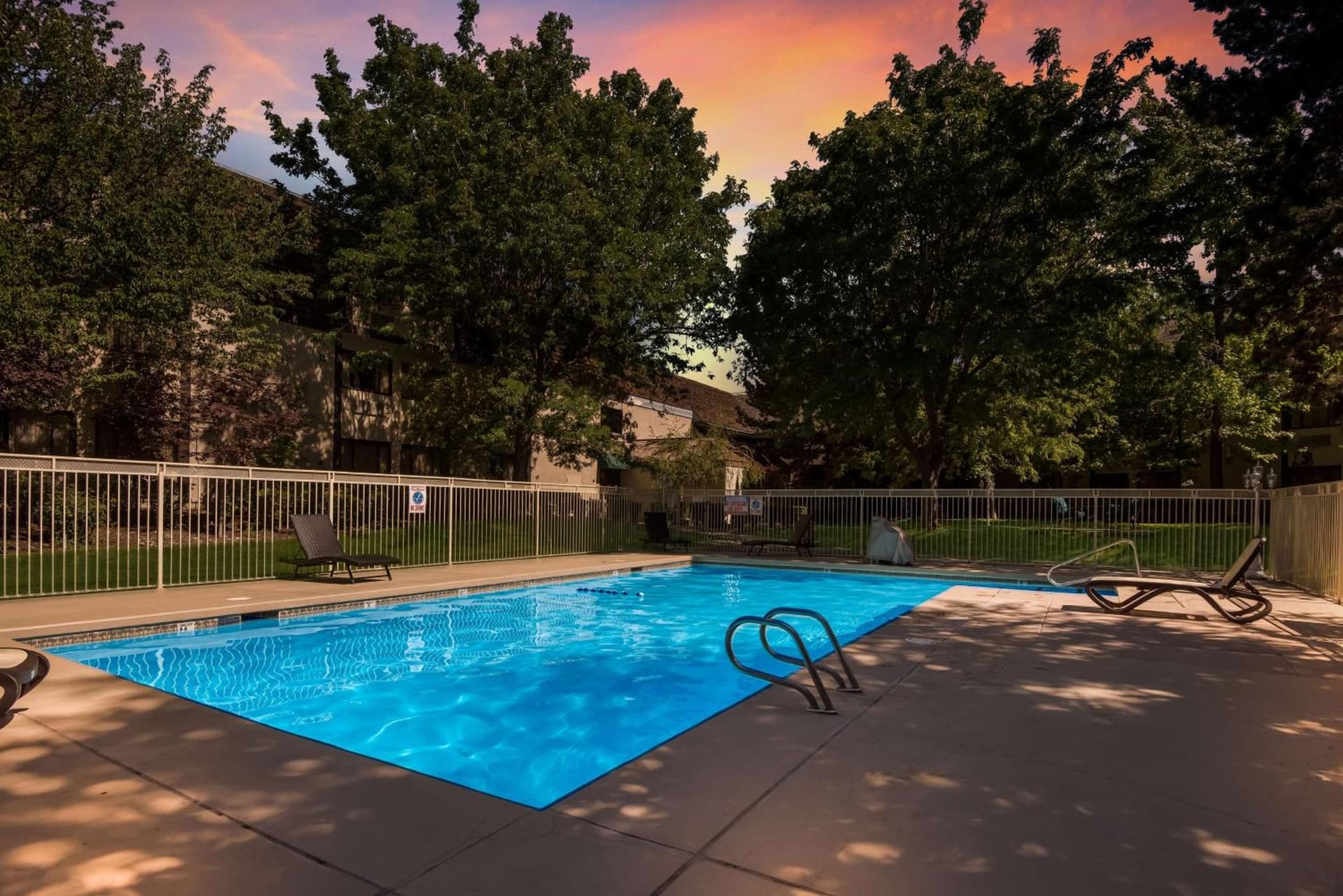 SureStay Plus Hotel by Best Western Reno Airport gallery photo in Reno, NV — image 62