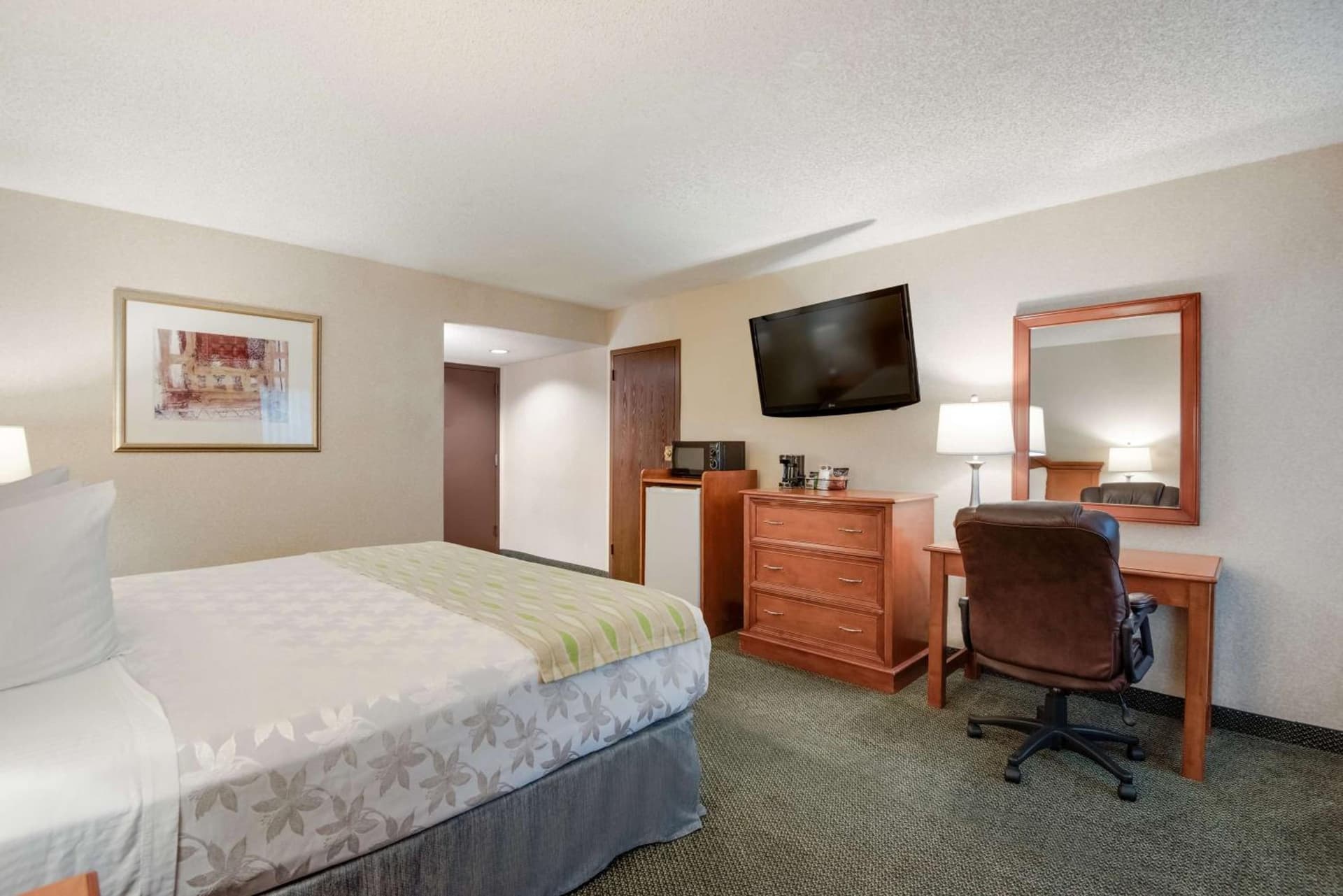 SureStay Plus Hotel by Best Western Reno Airport gallery photo in Reno, NV — image 32