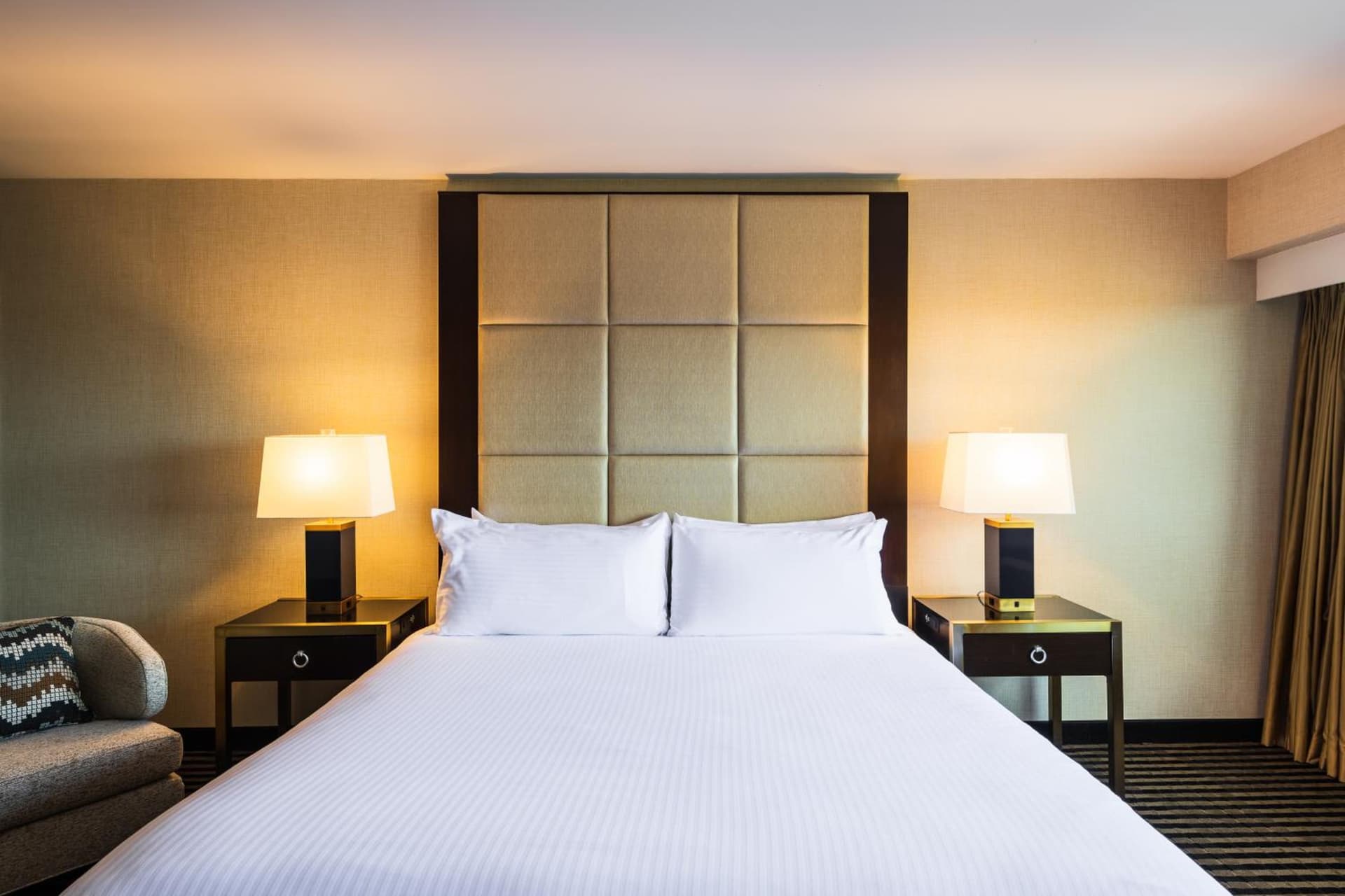 APA Hotel Woodbridge gallery photo in Iselin, NJ — image 26