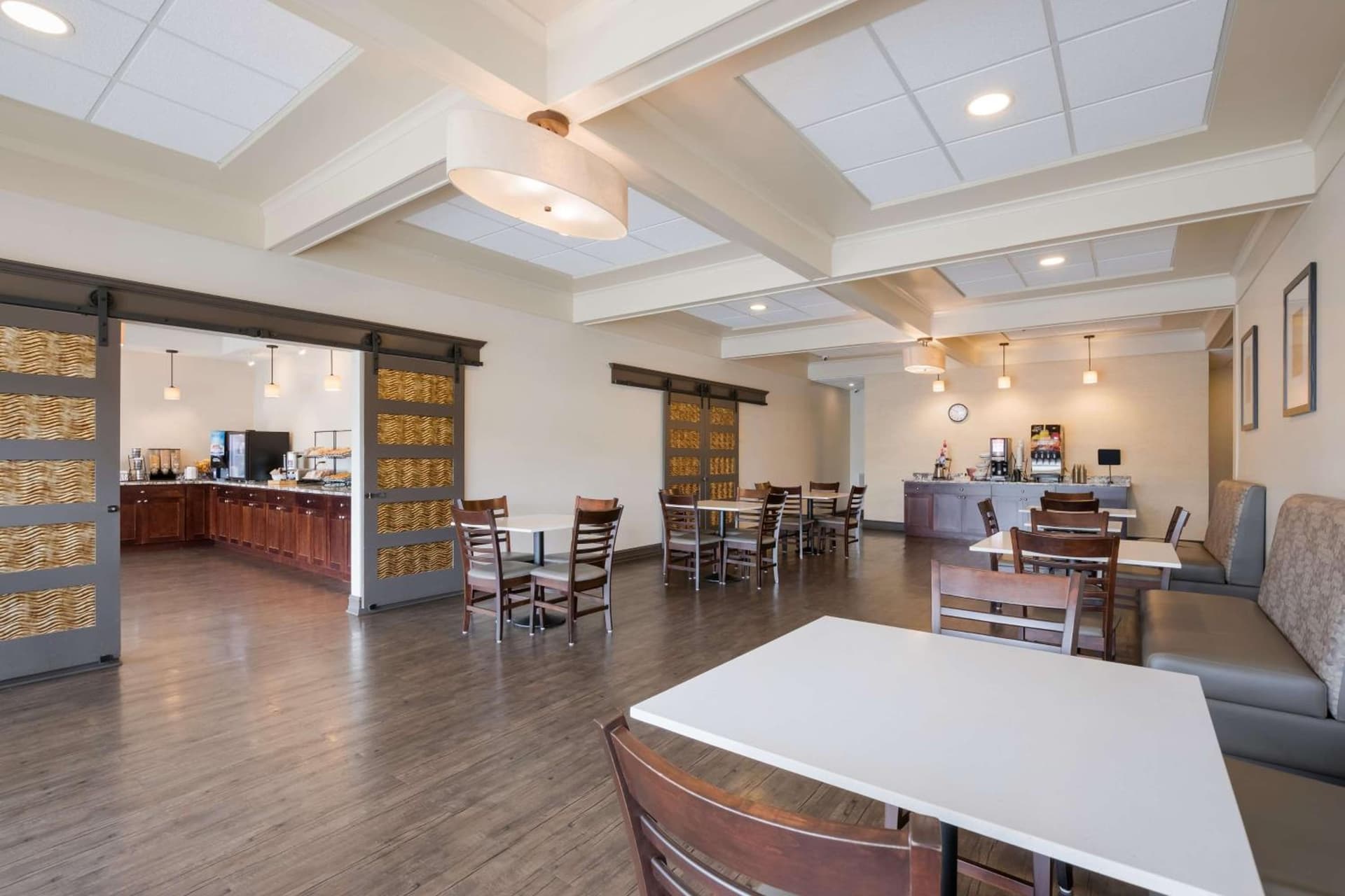 Best Western Northwest Indiana Inn property views in Hammond, IN — gallery photo 3
